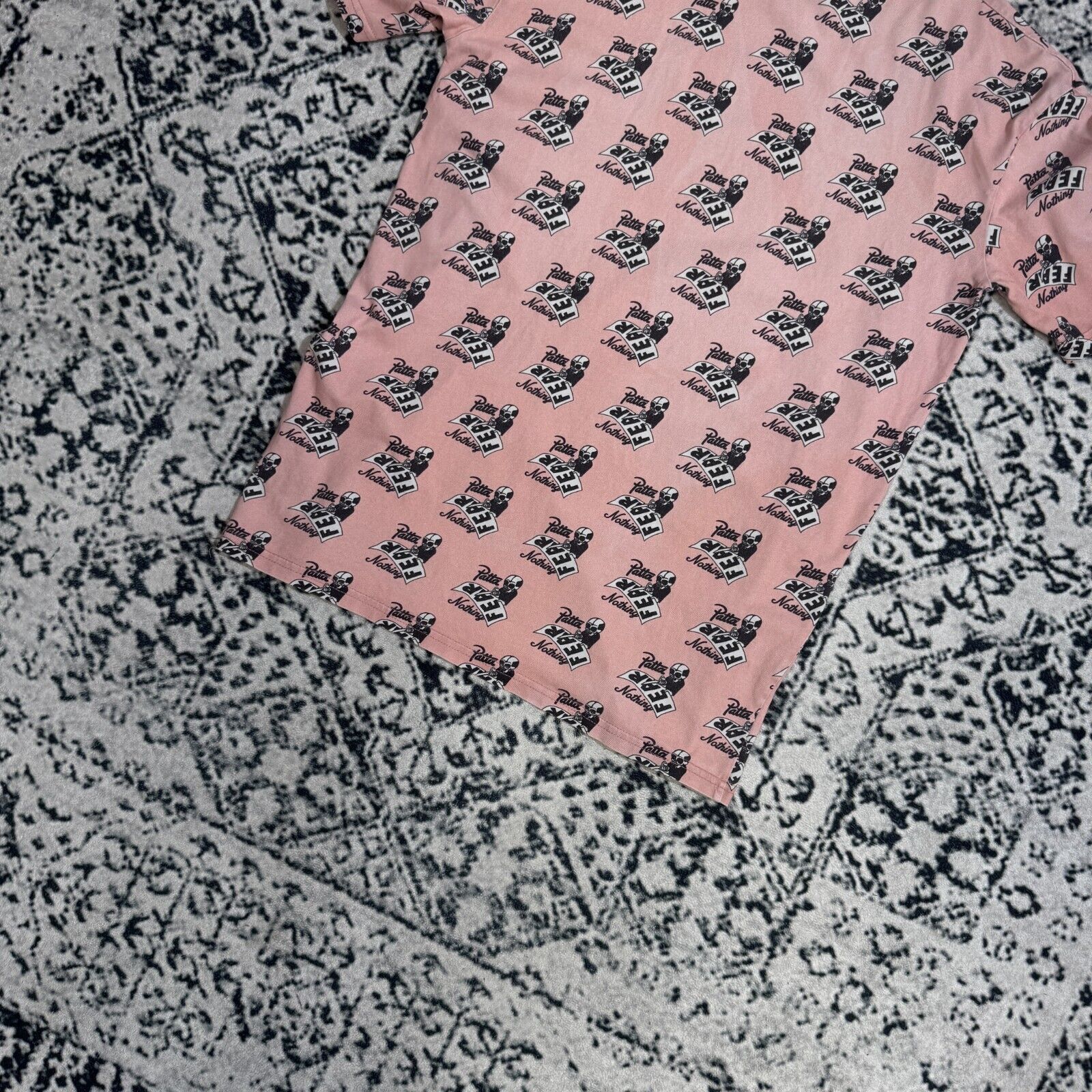 Patta × Vintage Vintage Patta Pink Cotton T-Shirt Size L Allover Print Y2K Size US L / EU 52-54 / 3 - 7 Thumbnail