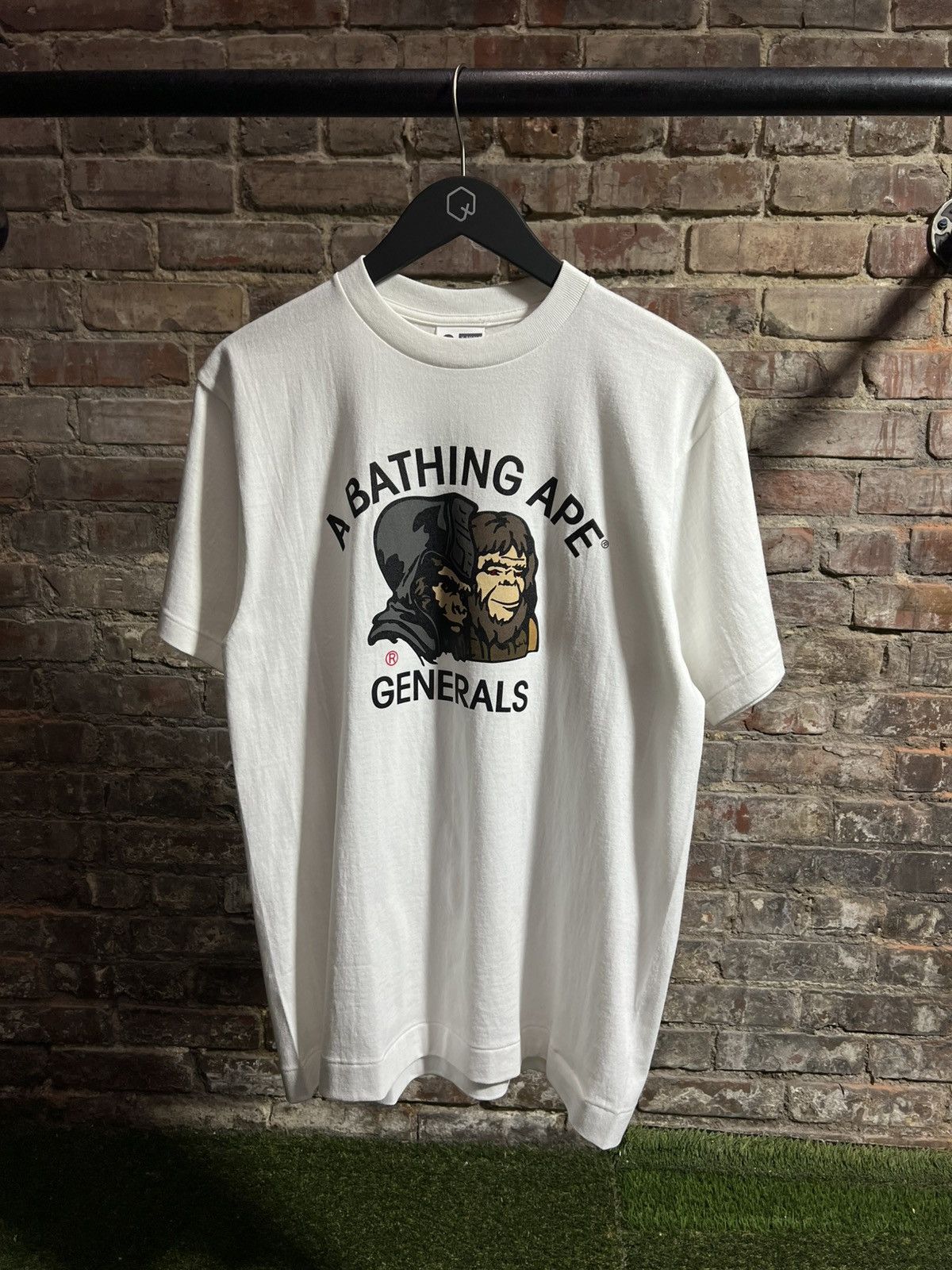 Bape Vintage BAPE Swarovski Eyes General Tee Size US M / EU 48-50 / 2 - 1 Thumbnail