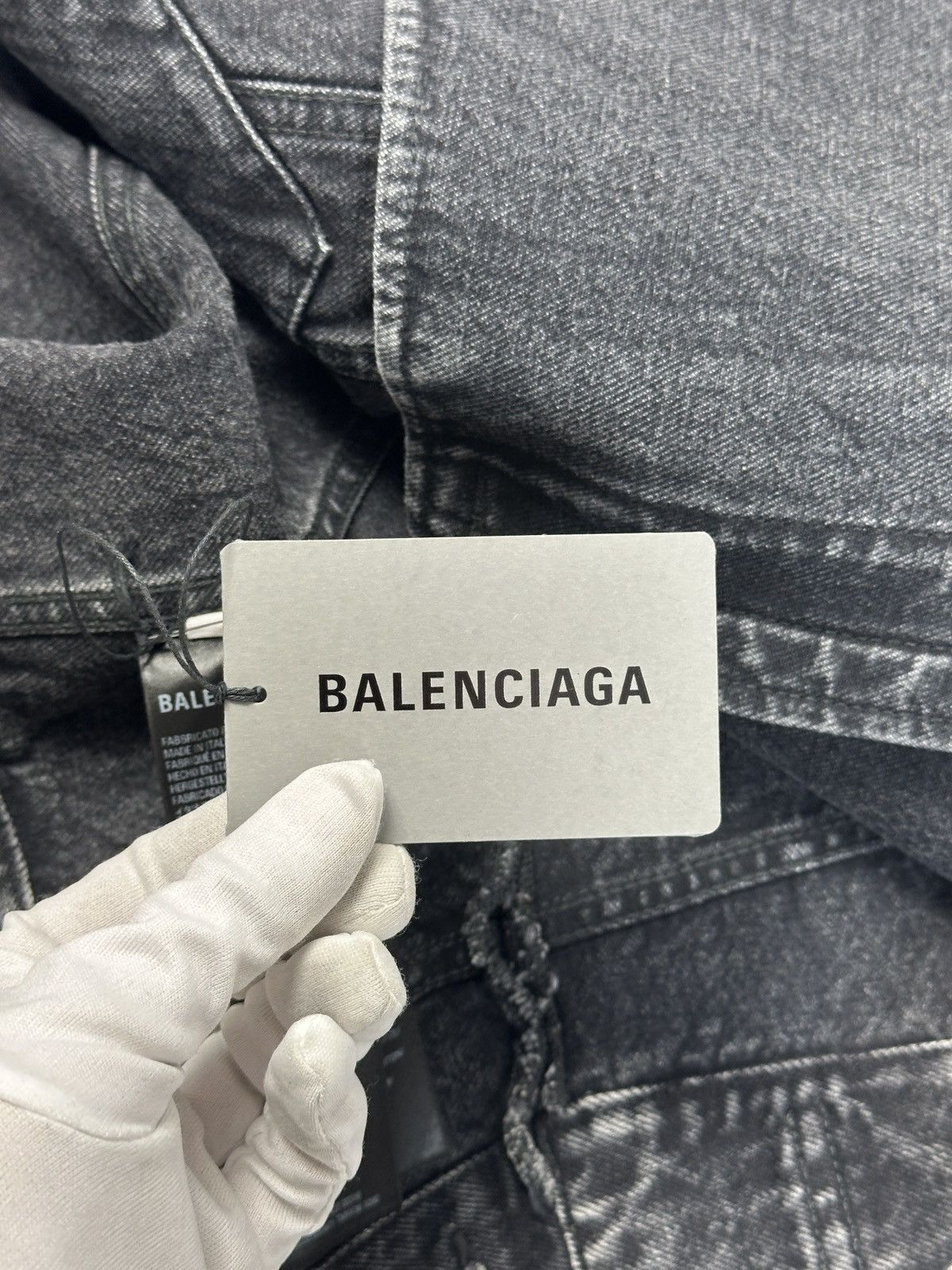 Balenciaga Balenciaga Asymmetrical Rhinestone Trucker Denim Jacket Size US S / EU 44-46 / 1 - 10 Thumbnail