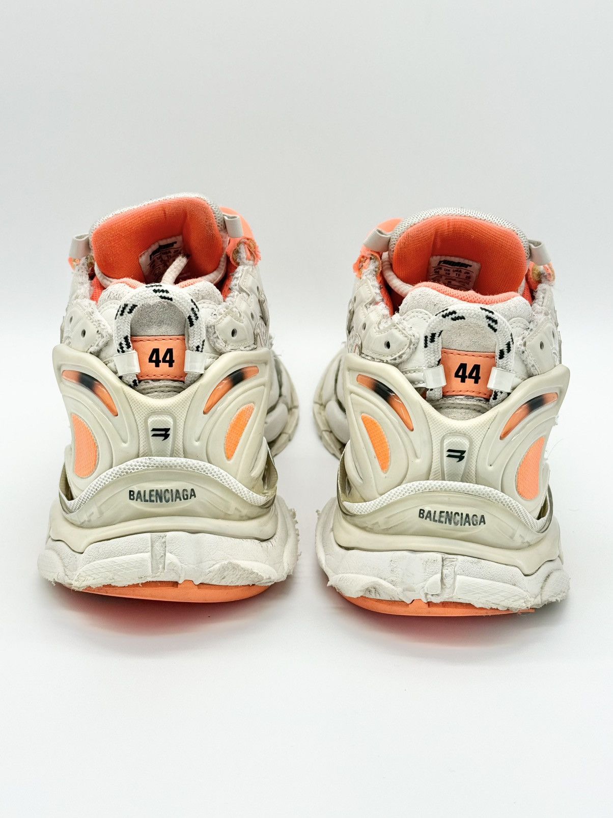 Balenciaga Size 11 - Balenciaga Runner Sneaker White Orange Size US 11 / EU 44 - 5 Thumbnail