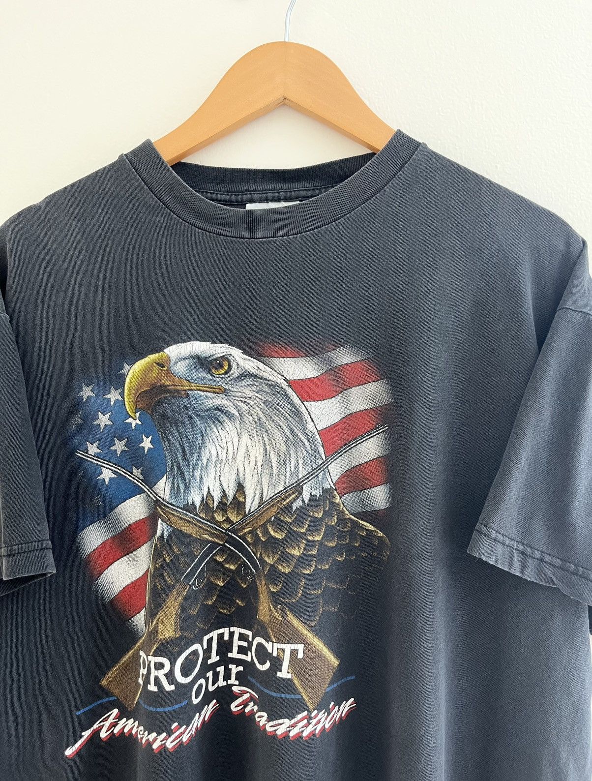 Harley Davidson Vintage 00’s Protect Our “American Tradition” Faded T-Shirt Size US XL / EU 56 / 4 - 3 Thumbnail