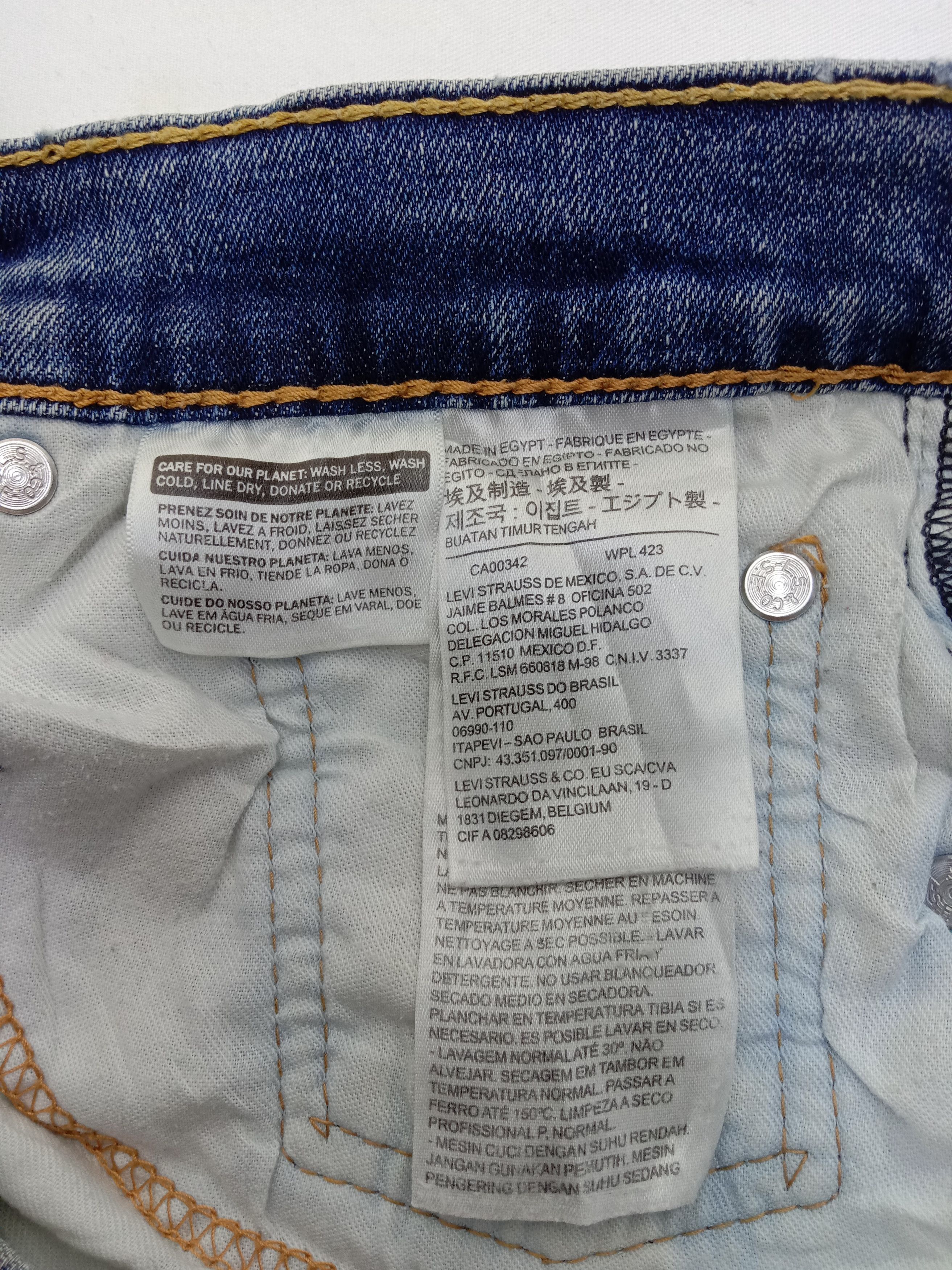 Levi's Vintage Levi's 507 Jeans Faded Blue Distressed Denim Size US 33 - 13 Thumbnail