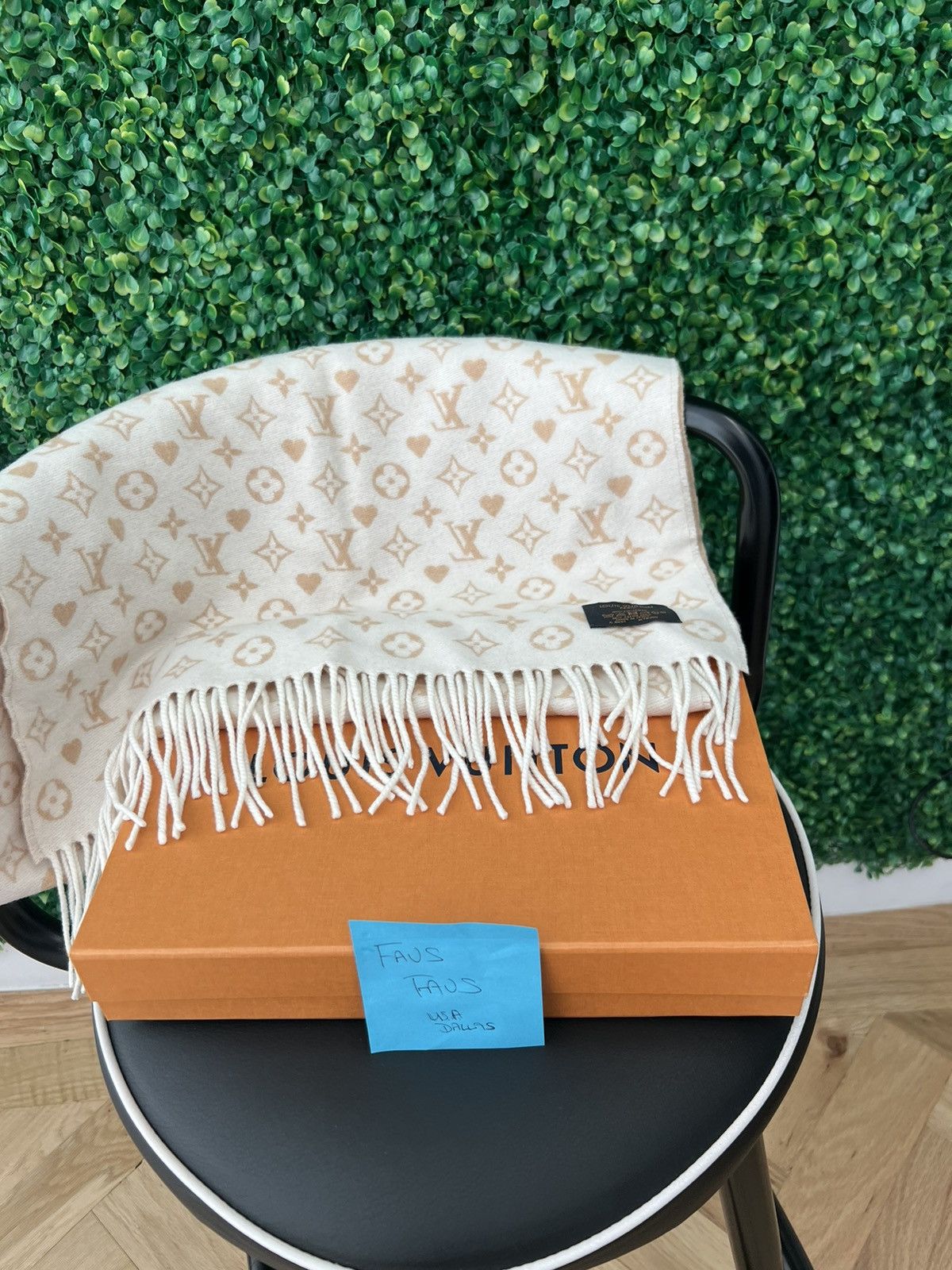 Louis Vuitton LV Game on LV Scarf Size ONE SIZE - 1 Thumbnail