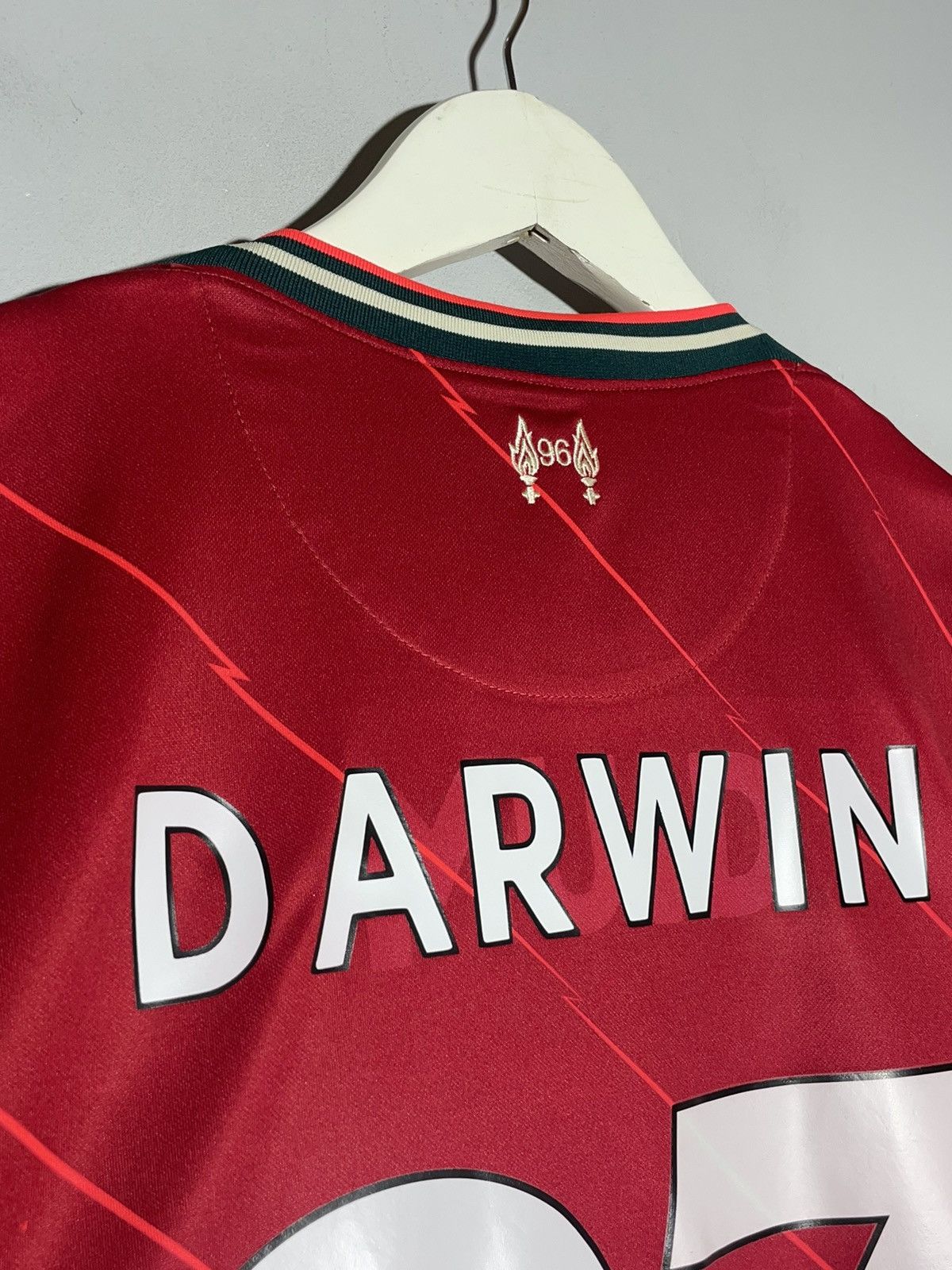Other #27 Darwin Nunez Liverpool Nike 2021/22 Home Football Shirt Size US M / EU 48-50 / 2 - 12 Thumbnail