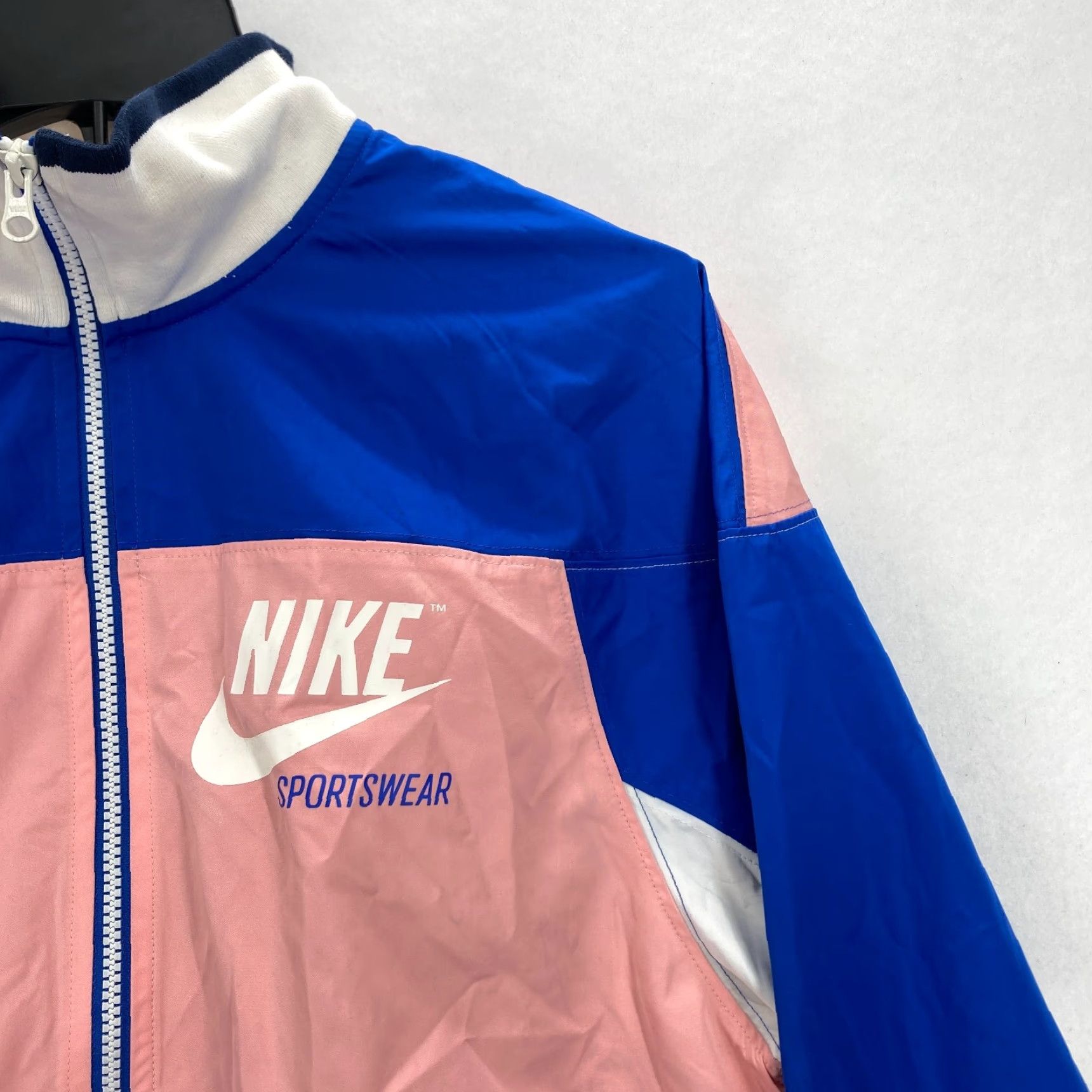 Nike Nike Women's Cropped Full Zip Jacket Medium Color Block Pink Swoosh Preppy 90s Womens Style Basic Jacket Modern Casual Size M / US 6-8 / IT 42-44 - 4 Thumbnail