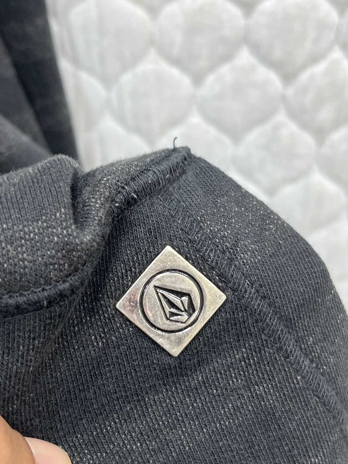 Volcom 🔥🔥🔥STEALS VOLCOM TIMELESS STRIPEP HOODIE SWEATER Size US L / EU 52-54 / 3 - 11 Thumbnail