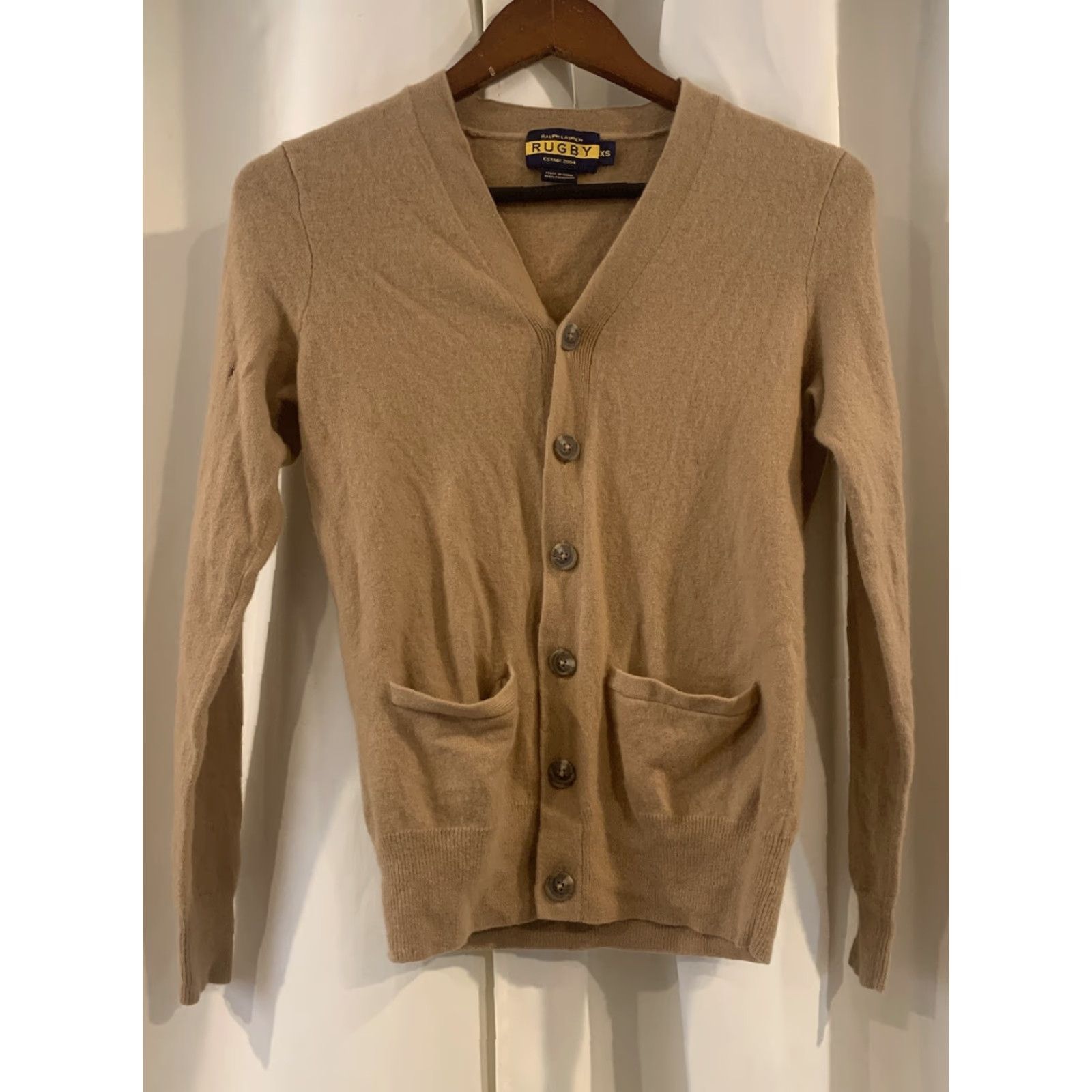 Ralph Lauren Rugby Ralph Lauren Cardigan Sweater XS Women 100% Cashmere Beige V-Neck Button Flawed Skein of Cashmere? Size XS / US 0-2 / IT 36-38 - 6 Thumbnail