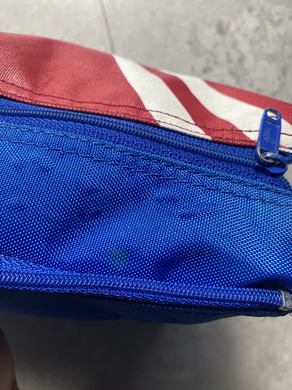 Adidas Vintage Bayern Munich Adidas Cosmetics Bag 90s Size ONE SIZE - 8 Thumbnail