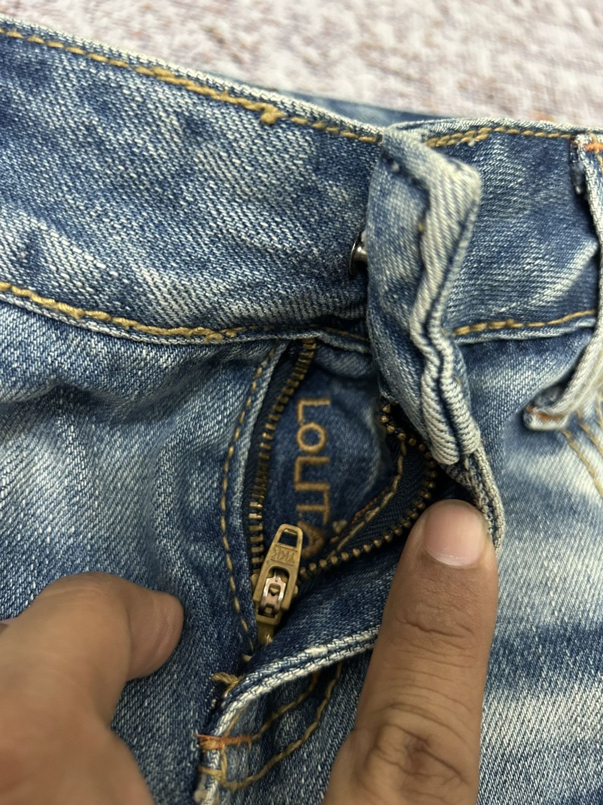 If Six Was Nine Lolita Distressed Doublle Pocket back Short Jeans Size US 33 - 13 Thumbnail