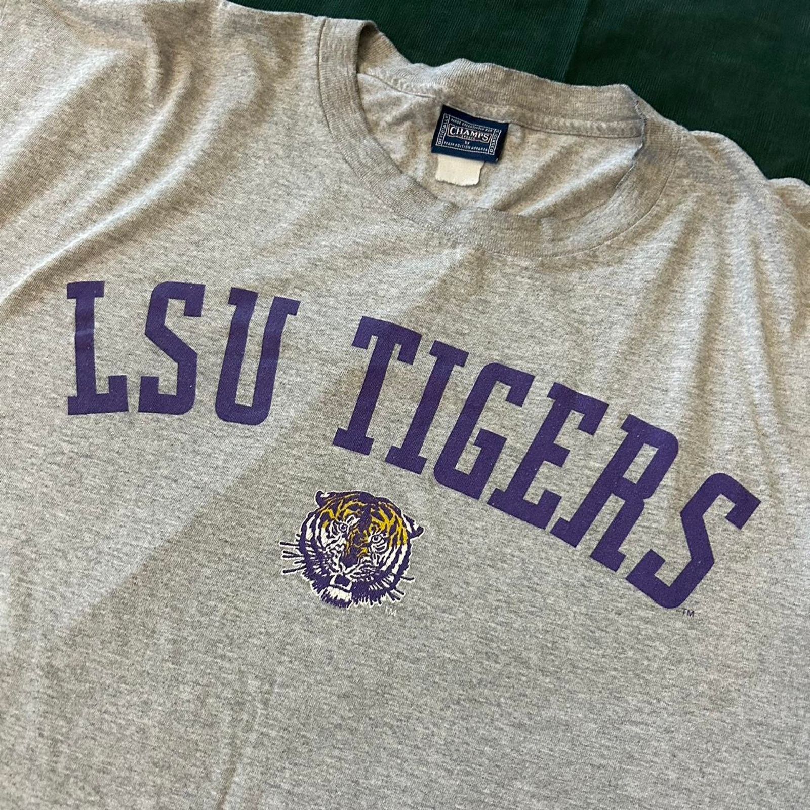 Champs Sport Rare vintage champs lsu tee Size US XL / EU 56 / 4 - 2 Thumbnail