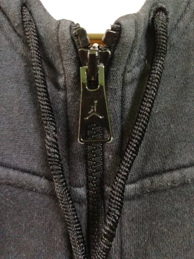 Jordan Brand × Nike Nike Air Jordan Emboidered Small Logo Hoodie Size US S / EU 44-46 / 1 - 5 Thumbnail