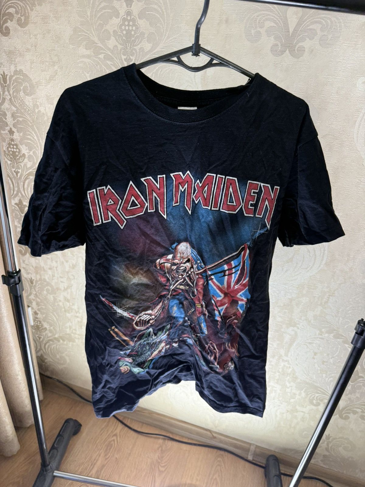 Band Tees 2000-s IRON MAIDEN ROCK BIG LOGO T-shirt SIZE-M Size US M / EU 48-50 / 2 - 1 Thumbnail