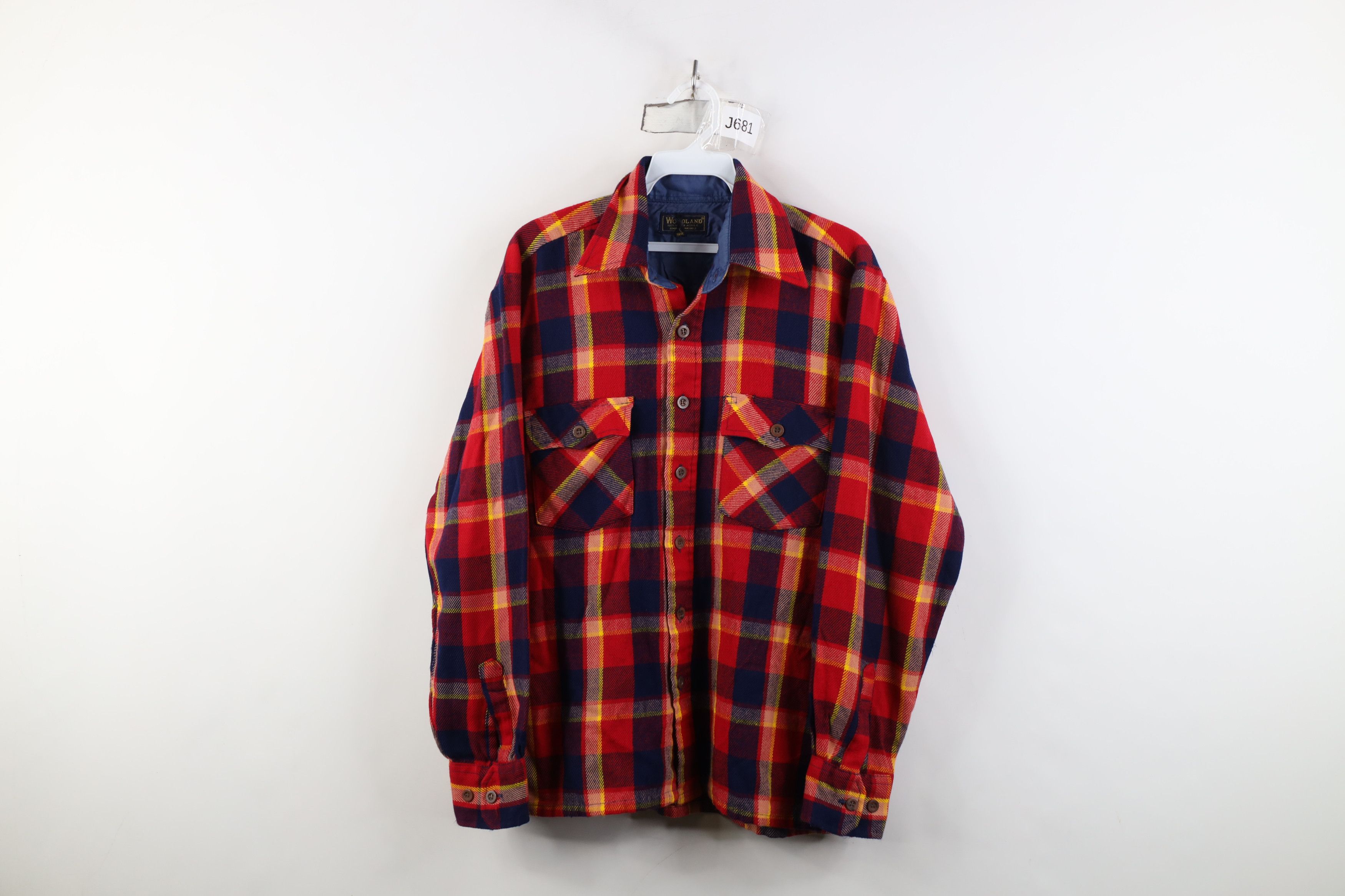 Vintage Vintage 70s Streetwear Knit Collared Button Shirt Plaid Size US M / EU 48-50 / 2 - 1 Thumbnail