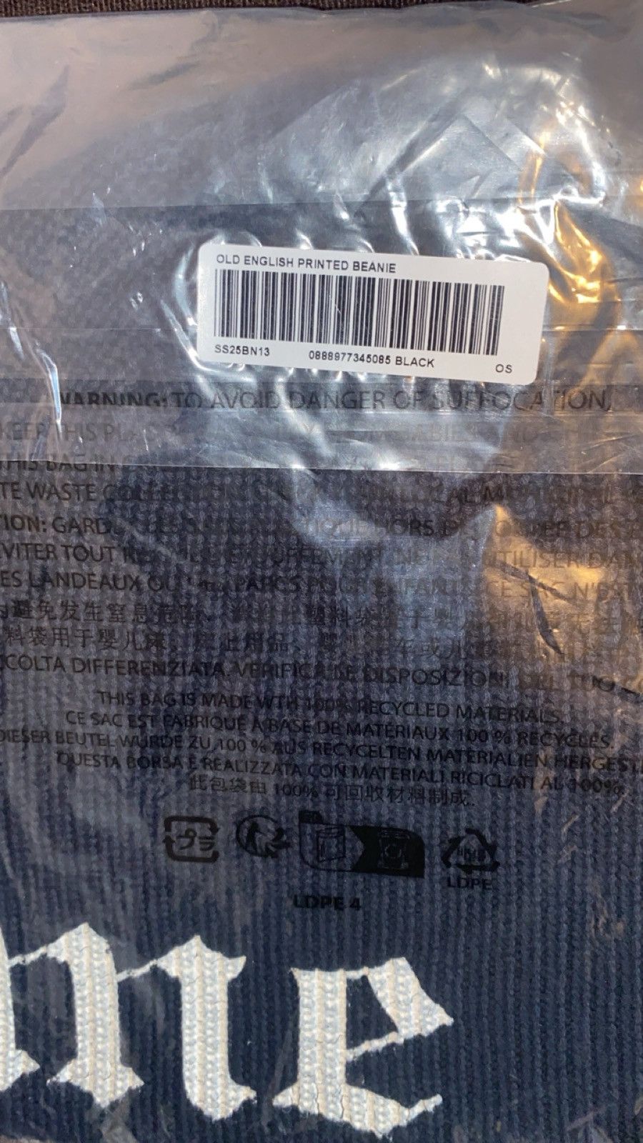 Supreme Supreme old english printed beanie Size ONE SIZE - 3 Thumbnail