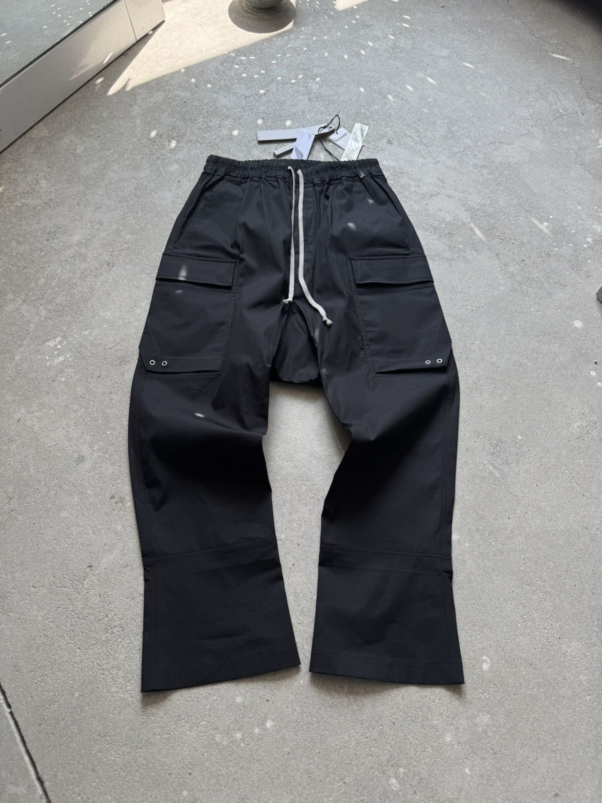 Rick Owens New Rick Owens Cargo Pants Lido Size US 32 / EU 48 - 1 Thumbnail