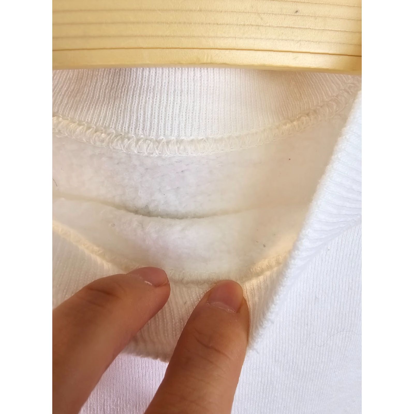 Vintage VINTAGE Unbranded White Cotton Short Sleeve Sweatshirt SZ Meduim M Mens Sweatshirt Short Sleeve White Cotton Pullover All Seasons Logo Reflective Size US M / EU 48-50 / 2 - 7 Thumbnail