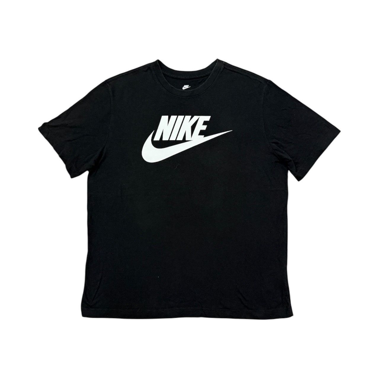 Nike The Nike Tee biglogo swoosh tshirt Size US L / EU 52-54 / 3 - 1 Thumbnail