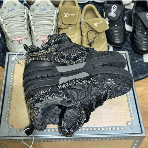 Louis Vuitton Louis Vuitton low-top shoes Size US 8 / EU 41 - 3 Thumbnail
