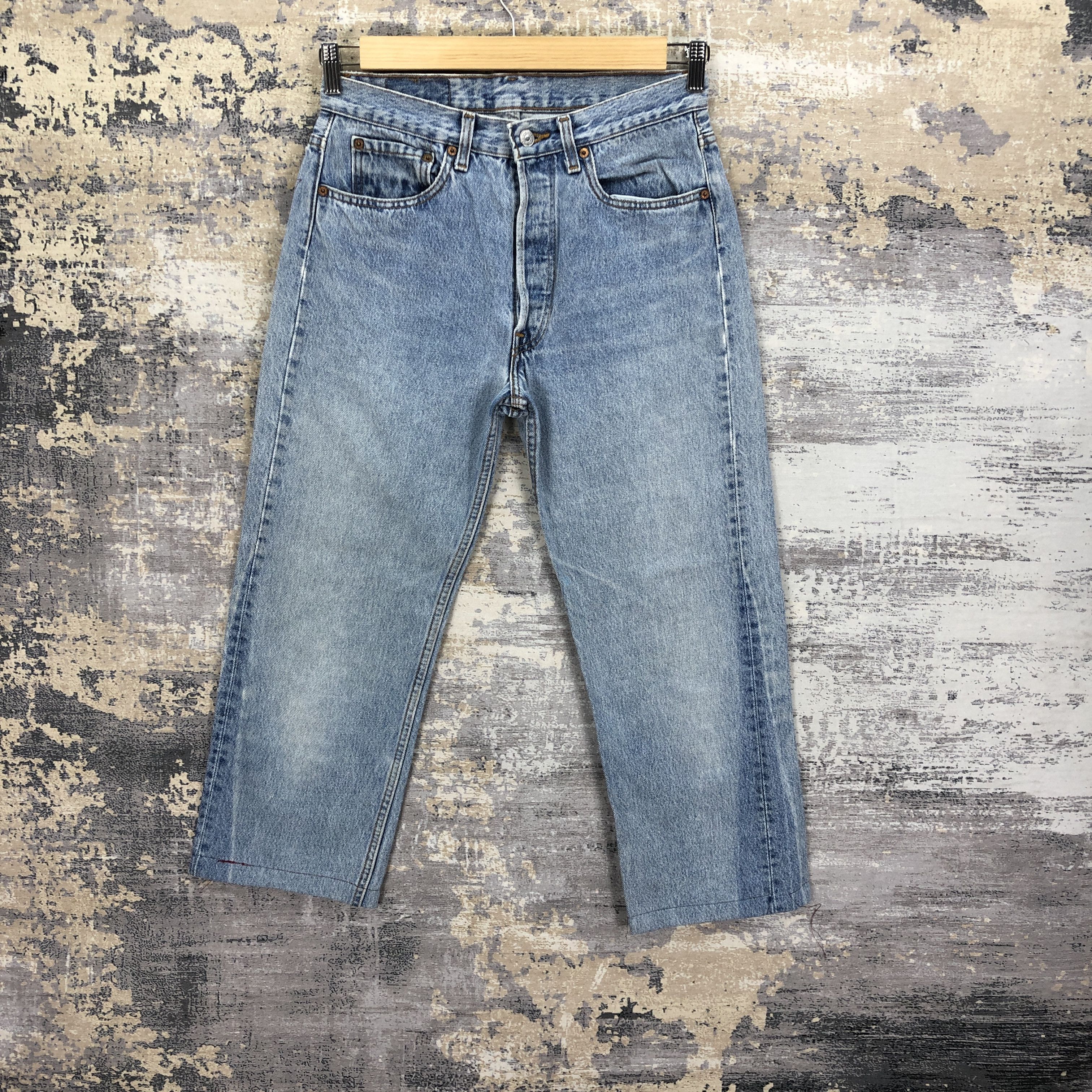 Jean Vintage 90s Distressed Levis 501 Jeans Levi's Faded Denim Size 28" / US 6 / IT 42 - 1 Thumbnail