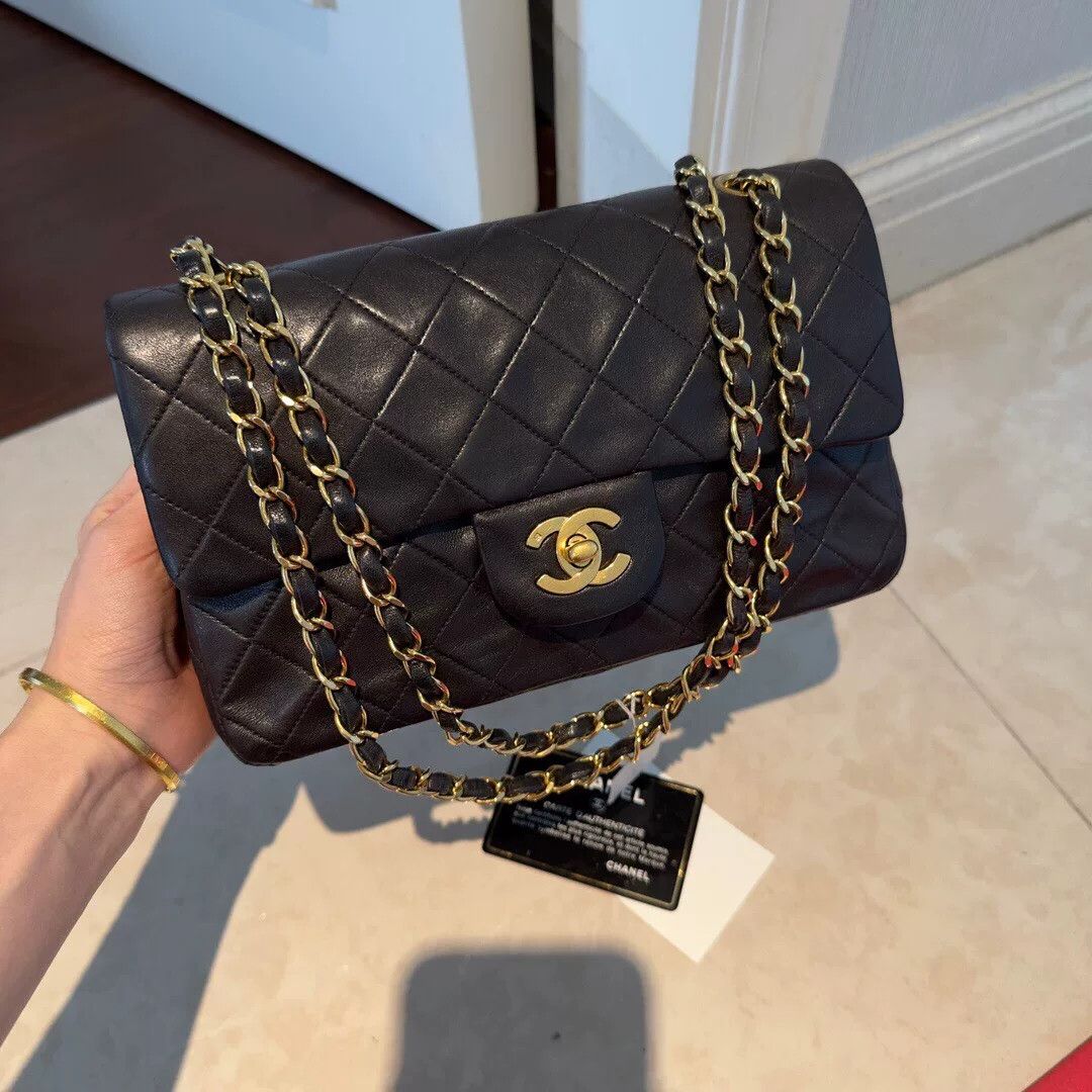 Chanel Pre-loved Bag Very good condition Size ONE SIZE - 1 Thumbnail