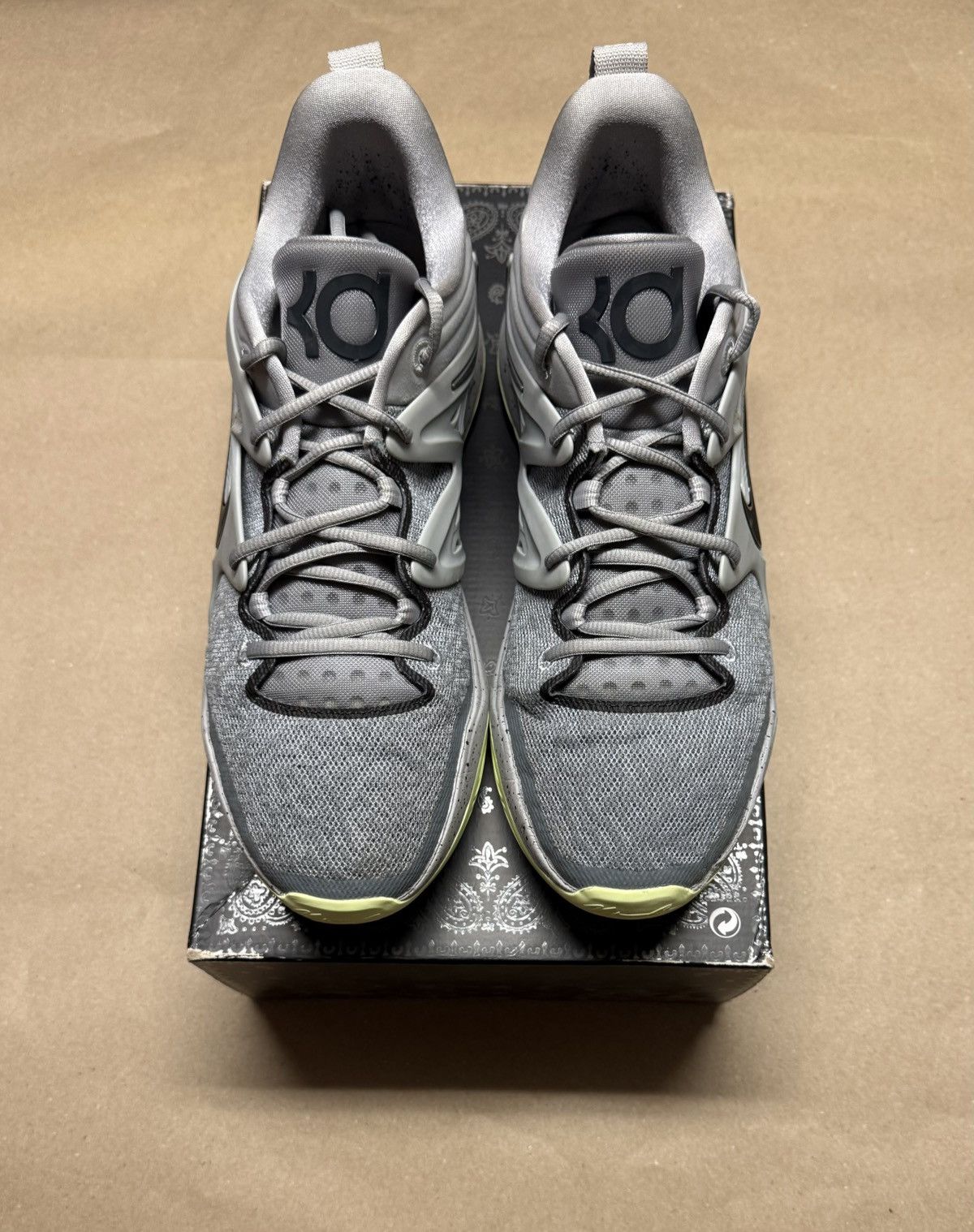Nike Nike KD 15 Kevin Durant TB Mens size 13.5 Basketball shoes! Size US 13 / EU 46 - 3 Thumbnail