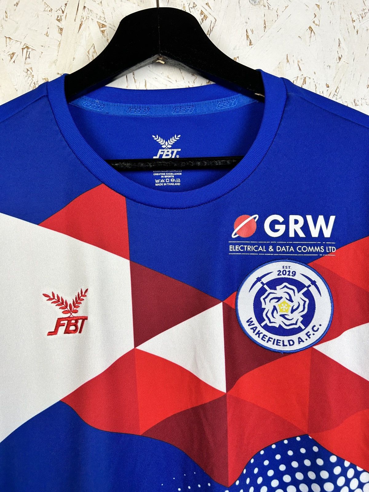 Vintage FBT Wakefield AFC 2021/22 Away Kit Soccer Jersey Size L Size US L / EU 52-54 / 3 - 2 Thumbnail