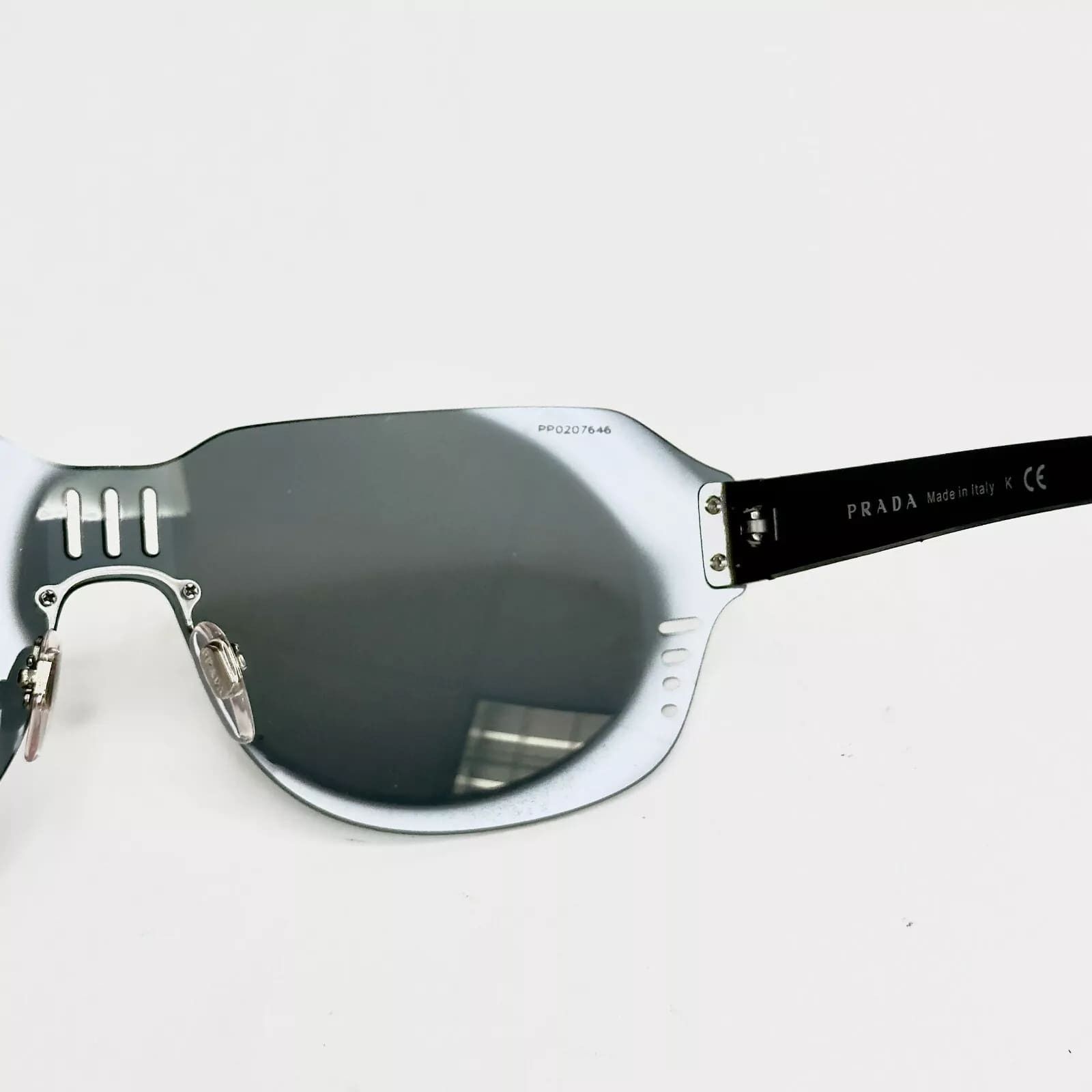 Prada PRADA LINEA ROSSA Sport 05S Rubber Black Mask Mirror PS05SS Size ONE SIZE - 4 Thumbnail