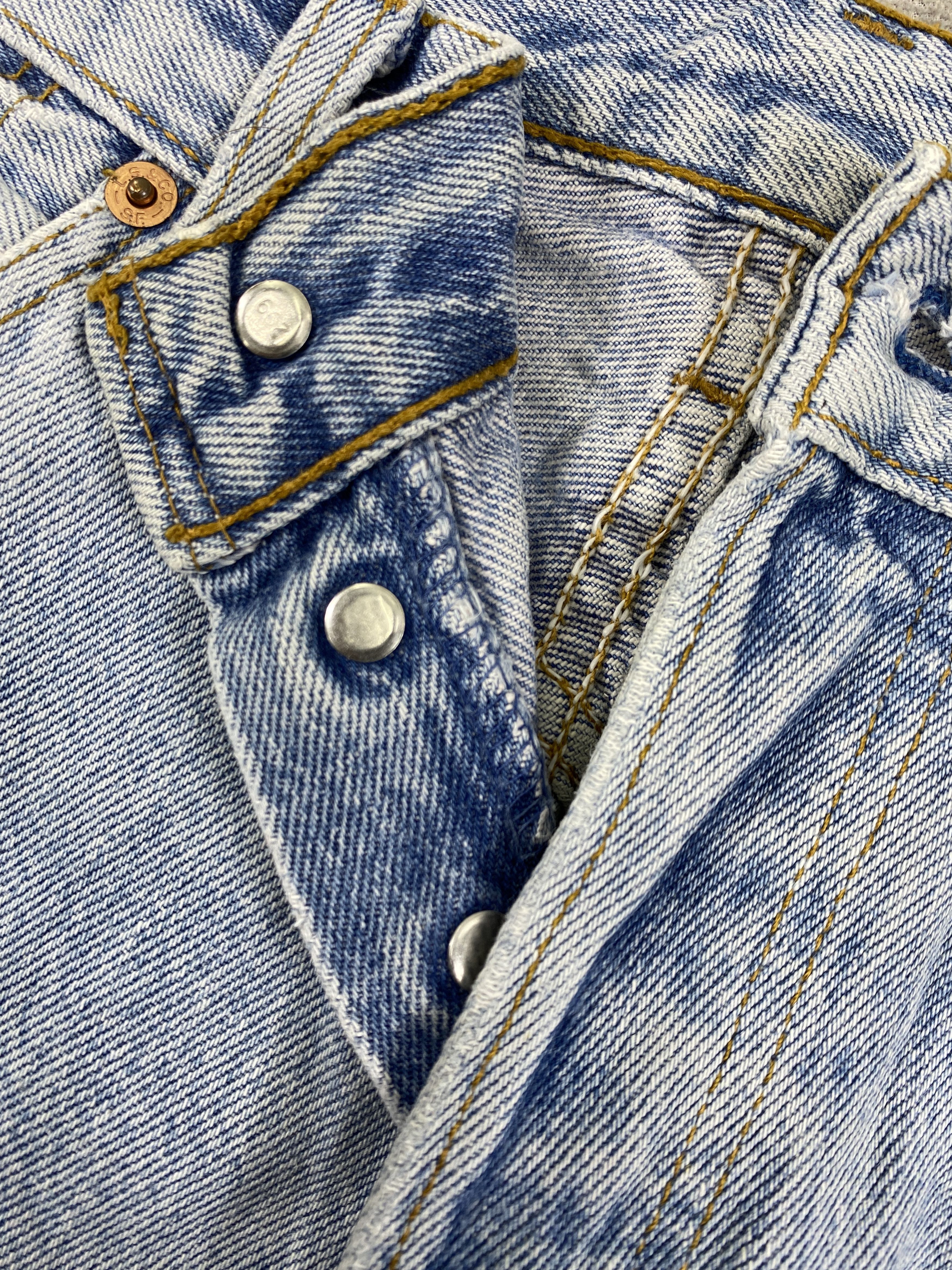Levi's Distressed Blue Vintage Levi's 501 Jeans 31x31.5 - JN3584 Size US 31 - 7 Thumbnail