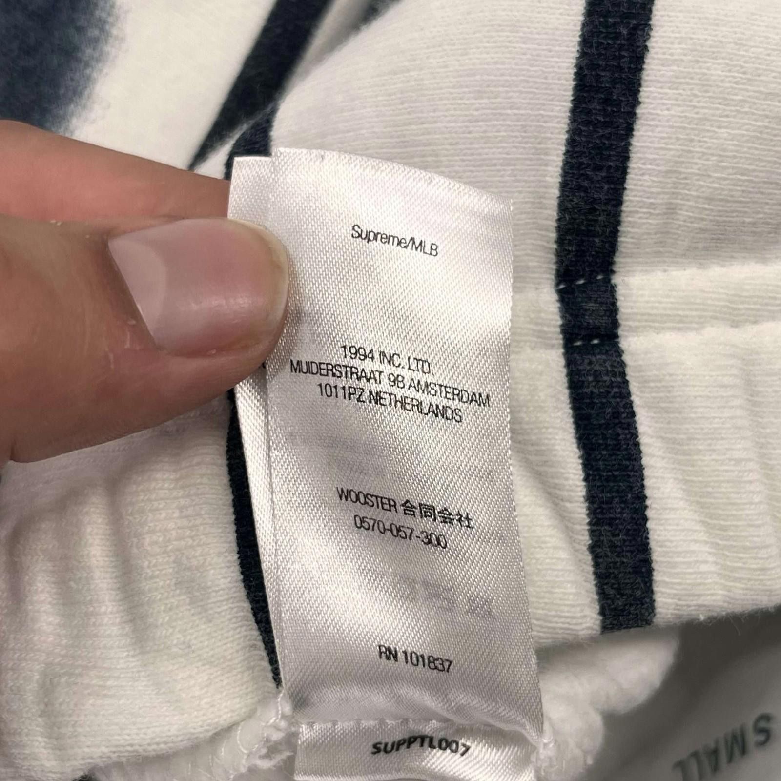 Supreme Supreme X New York Yankees Airbrush Sweatpant Size US 30 / EU 46 - 9 Thumbnail