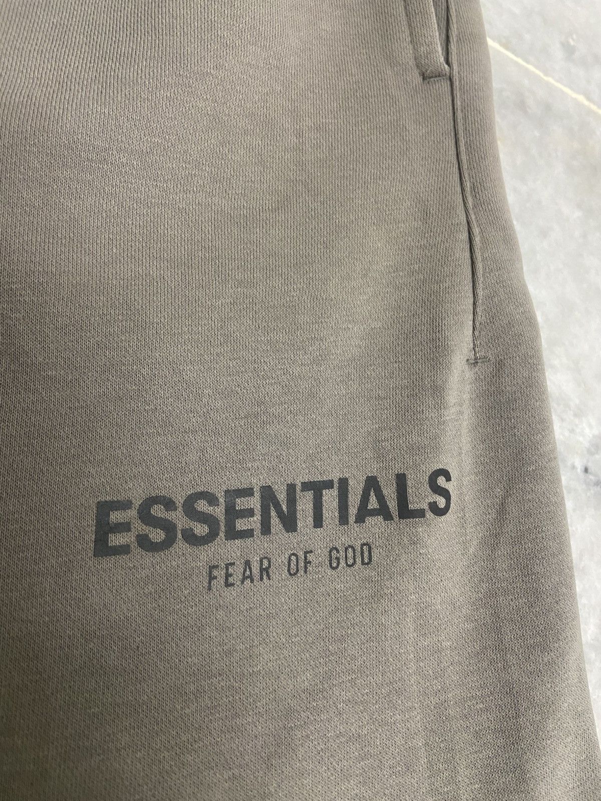 Fear of God Fear Of God Essentials Shorts Size US 32 / EU 48 - 8 Thumbnail