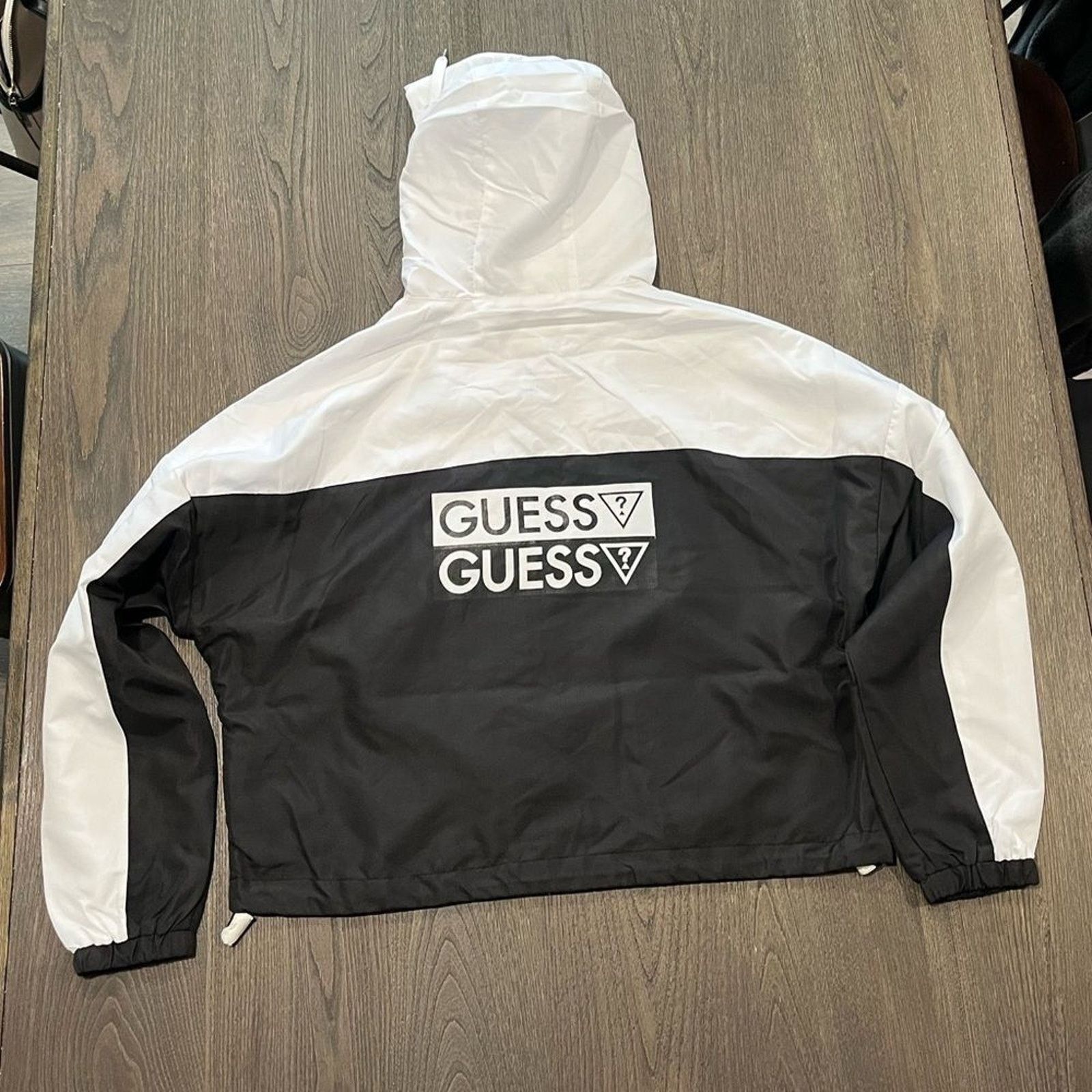 Guess NWOT Guess Black White Cropped Windbreaker Raincoat Size M / US 6-8 / IT 42-44 - 9 Thumbnail