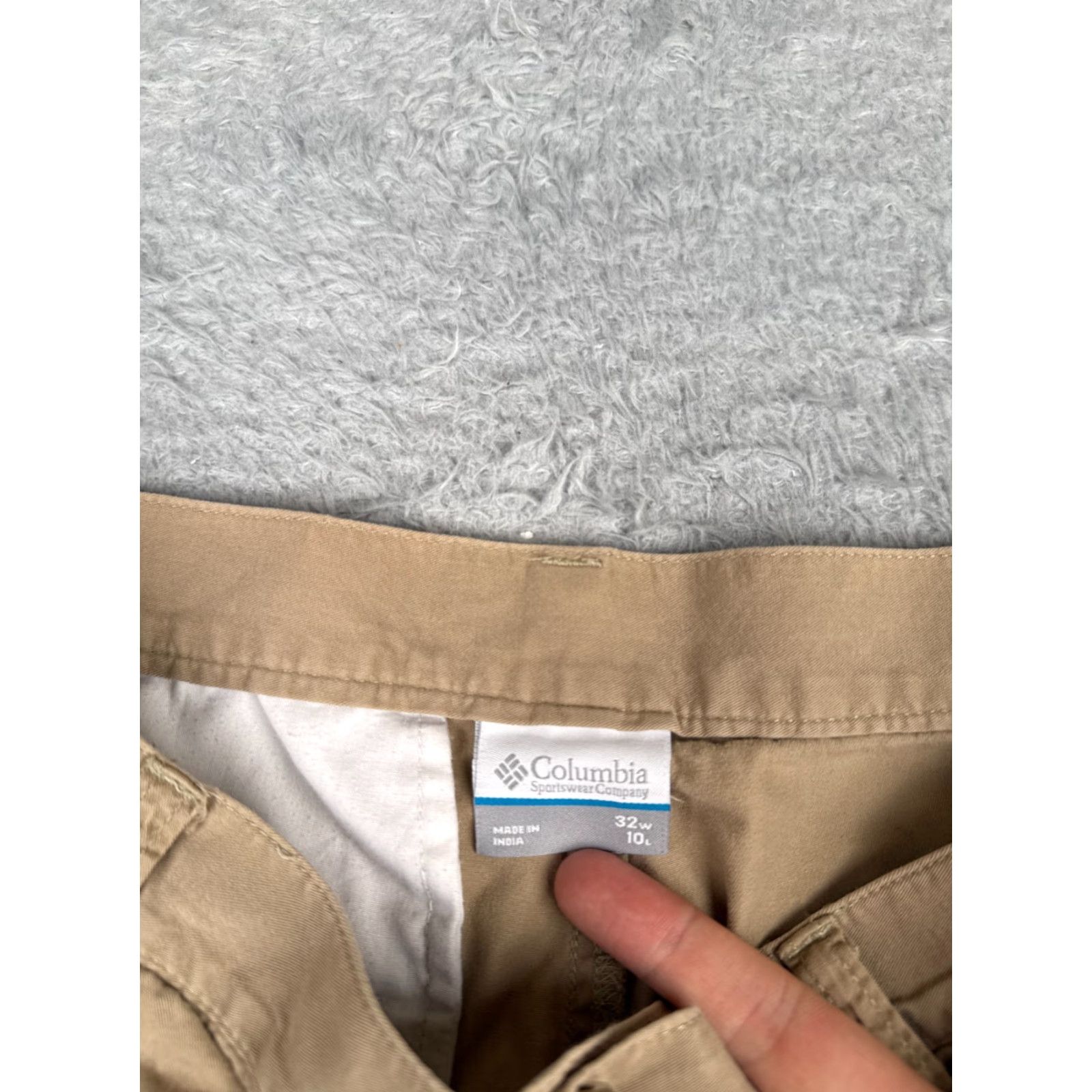 Vintage Columbia Mens Cargo Shorts 32 Beige 100% Cotton Nylon Twill Zip Fly Pockets Logo Casual Cargo Short Regular Rise 10 In Inseam 10 in Men Size US 32 / EU 48 - 7 Thumbnail