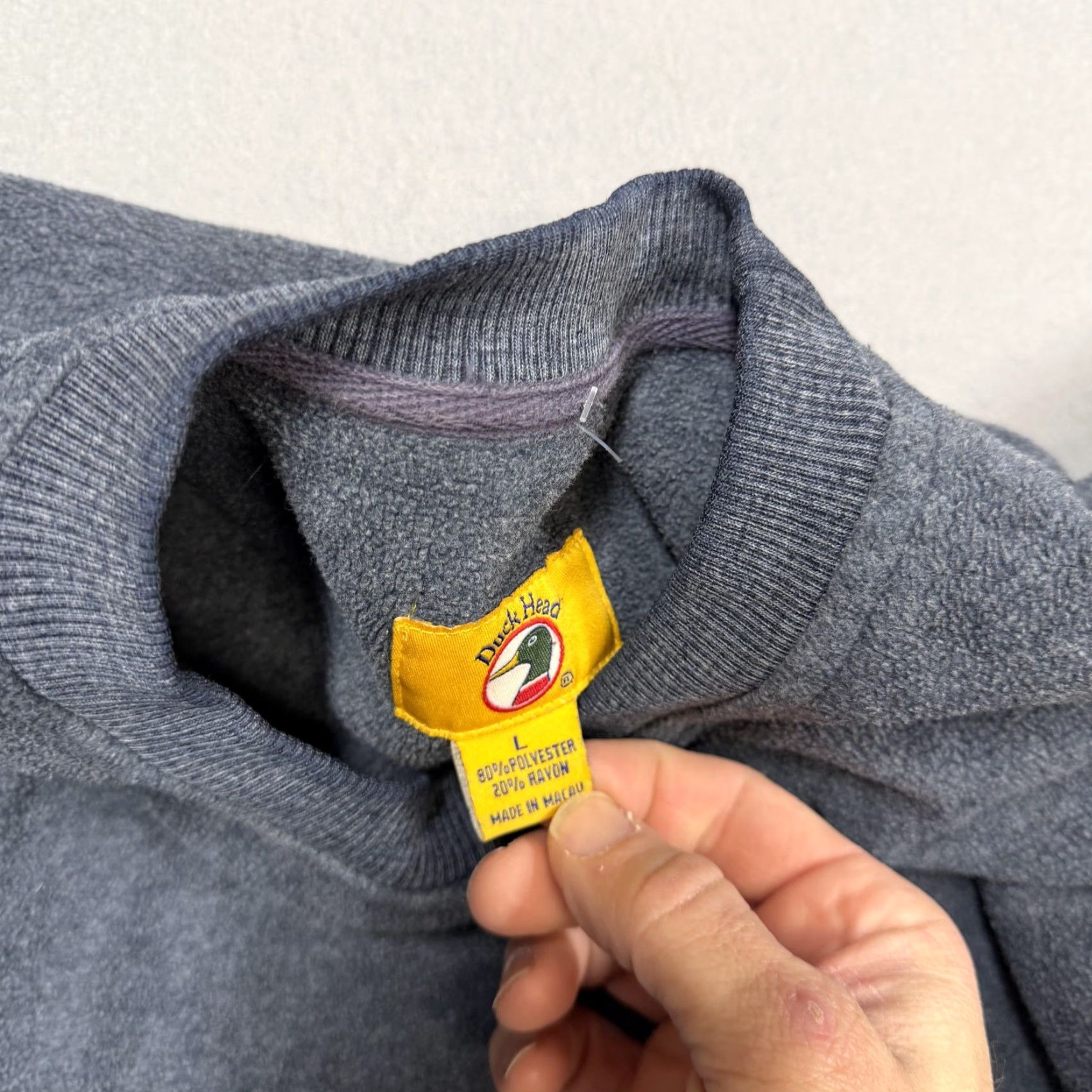 Vintage VINTAGE Duck Head Sweatshirt Mens L Gray Fleece Crewneck Pullover Logo 90s Size US L / EU 52-54 / 3 - 4 Thumbnail