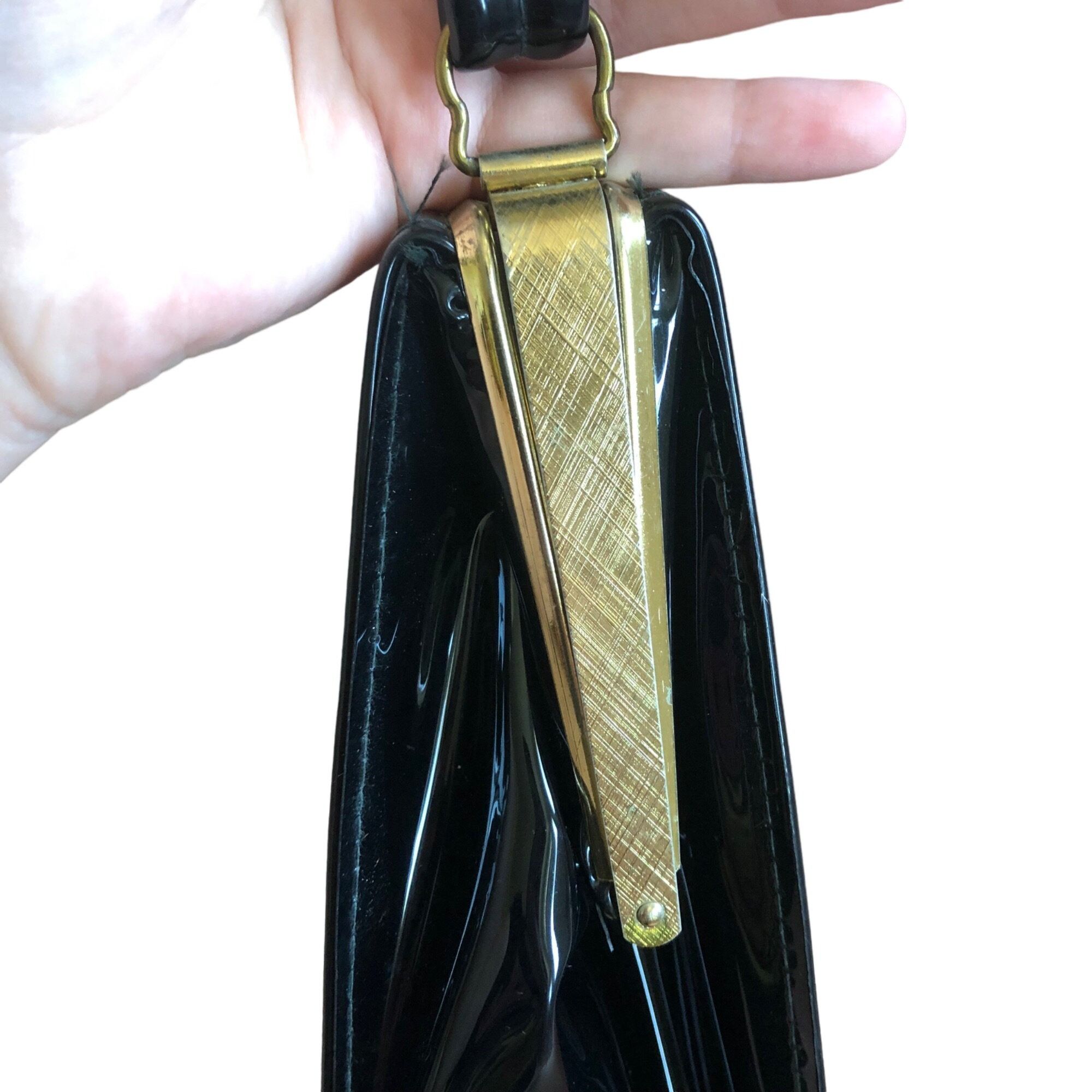 Vintage Vintage Aina Patent Leather Gold Hardware Frame Handbag Size ONE SIZE - 4 Thumbnail