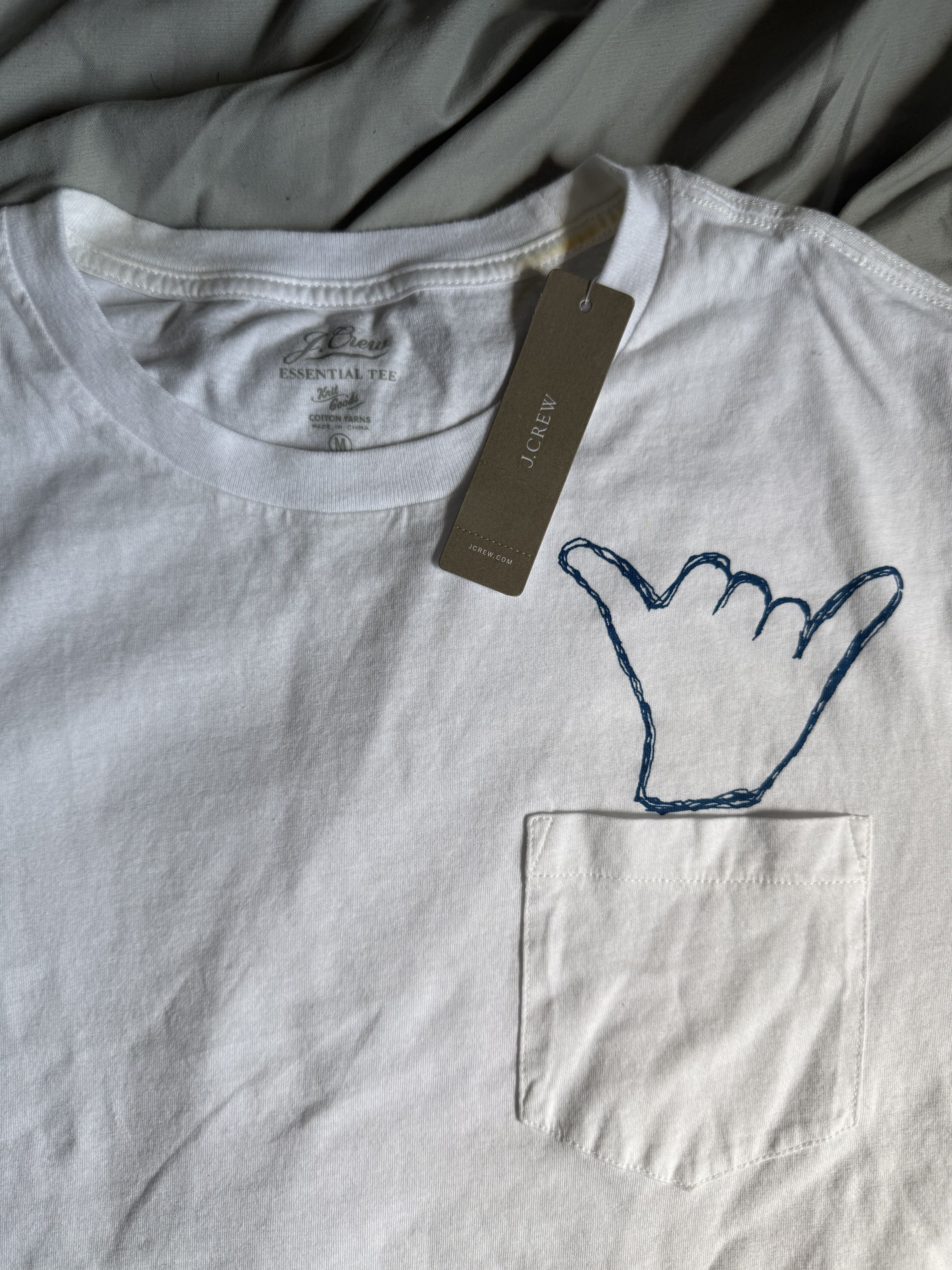 J.Crew J. Crew "Hang Loose" Essential Tee Shirt medium $48 Size US M / EU 48-50 / 2 - 1 Thumbnail