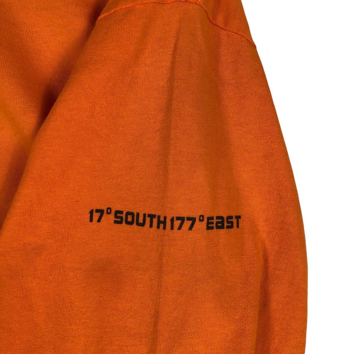 Vintage Vintage 90s TAVARUA Surf Company Long Sleeve Surfing Orange Size US L / EU 52-54 / 3 - 5 Thumbnail