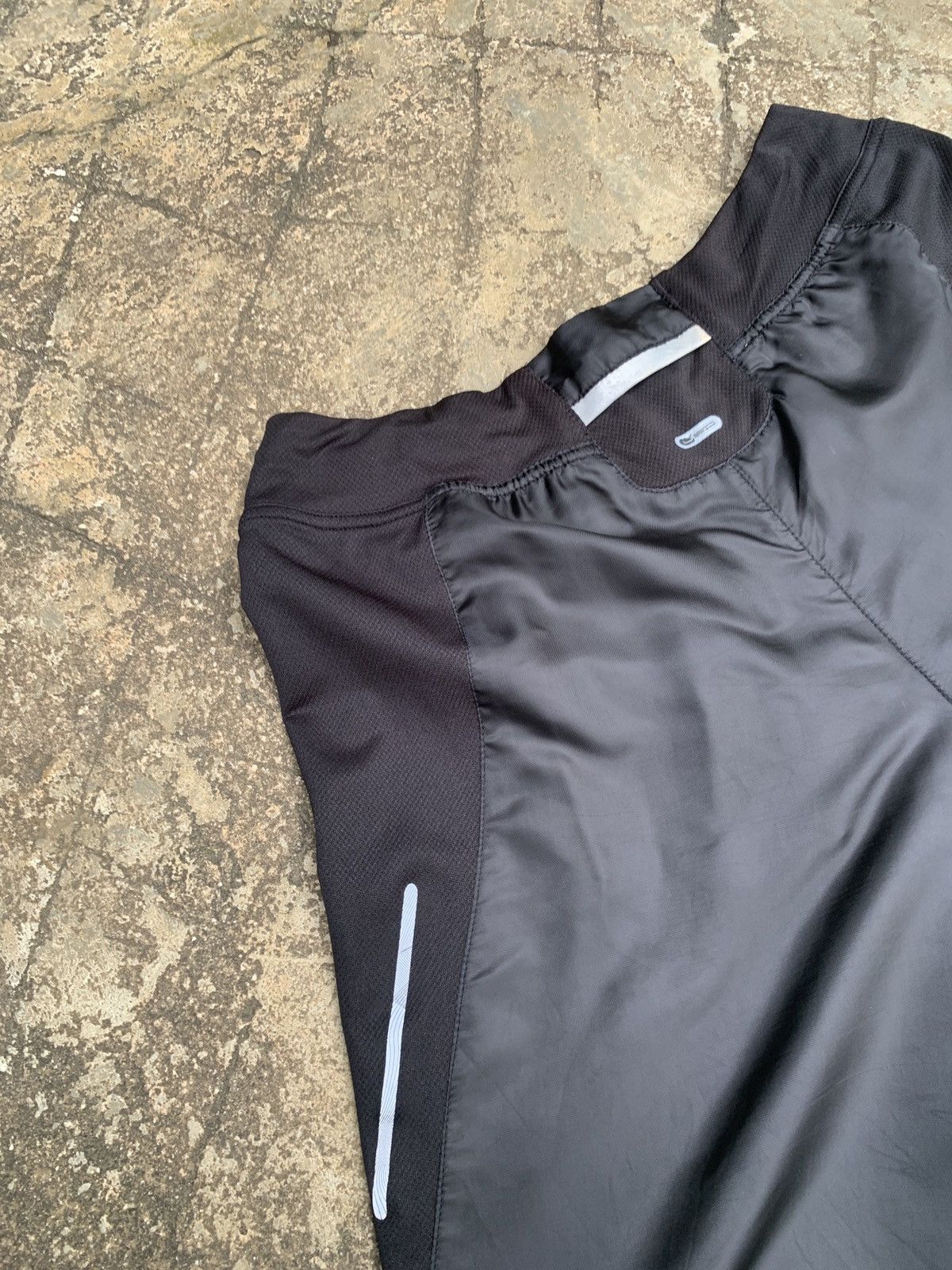 Puma Puma Training and Running Hologram Graphic Logo Shorts Size 27" / US 4 / IT 40 - 5 Thumbnail