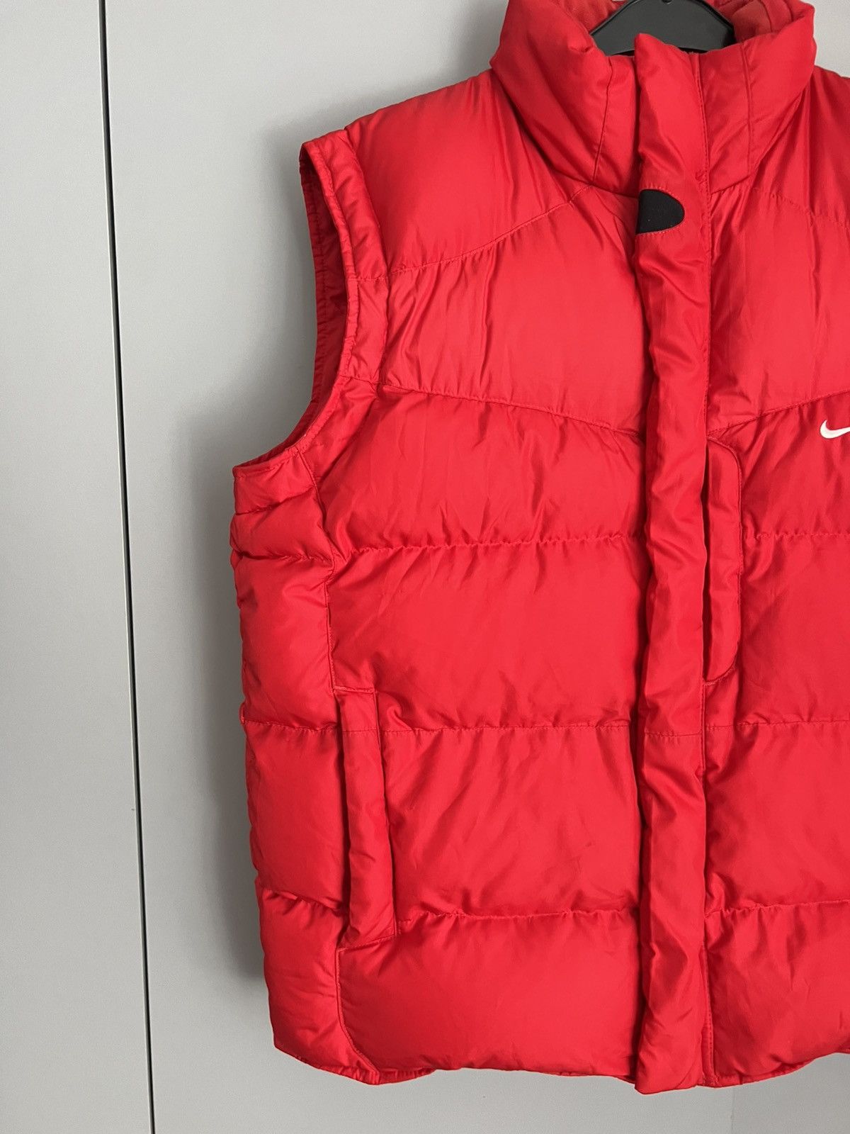 Nike Vintage Nike Mens Goose Down Puffer Vest Size US M / EU 48-50 / 2 - 6 Thumbnail