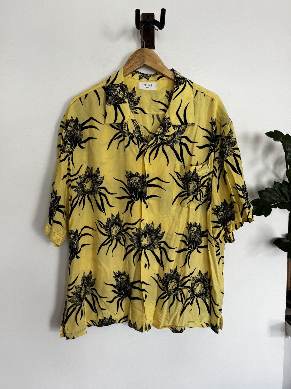 Celine Sunflower Camp Viscose Shirt Size US L / EU 52-54 / 3 - 1 Thumbnail