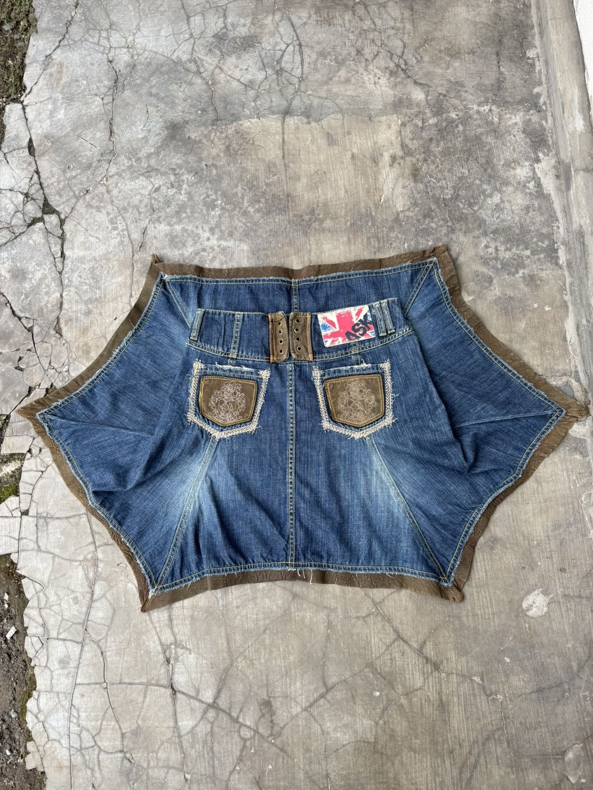 If Six Was Nine Vintage ASK skirt SIZE 27 Asymmetrical Designer Denim Size 30" / US 8 / IT 44 - 4 Thumbnail