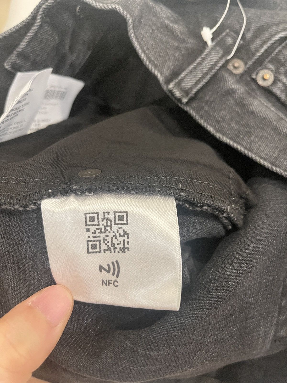 Prada STEAL! 1200$ Prada Runway Bermudas Denim Shorts (Brand New) Size US 30 / EU 46 - 11 Thumbnail