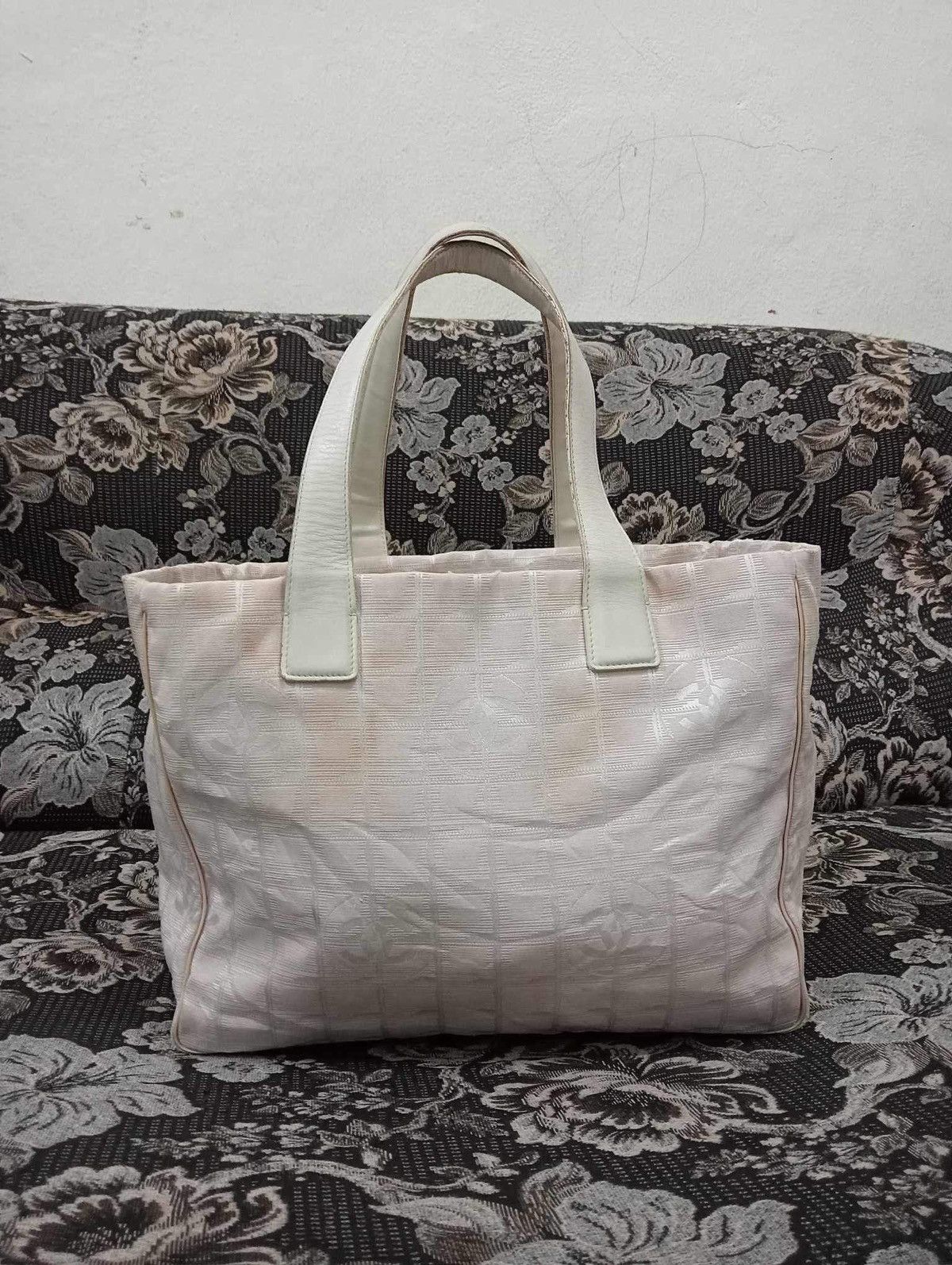 Chanel 💥Last Drop💥Chanel CC Tote Bag Size ONE SIZE - 2 Thumbnail
