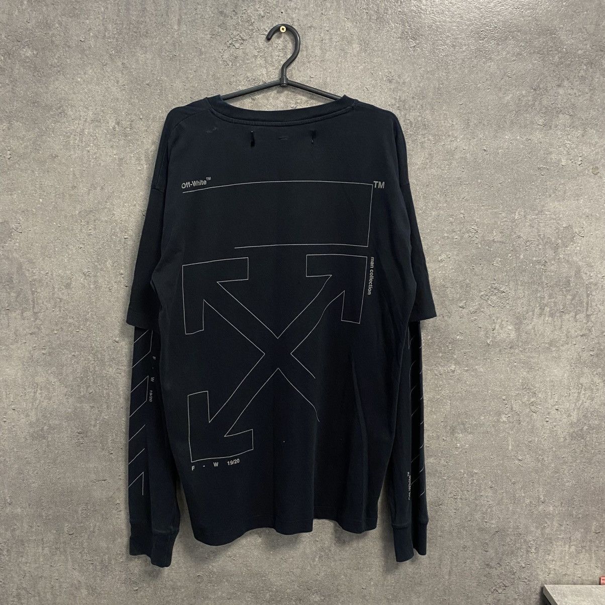 Off-White Off white long sleeve big logo rare Size US S / EU 44-46 / 1 - 1 Thumbnail