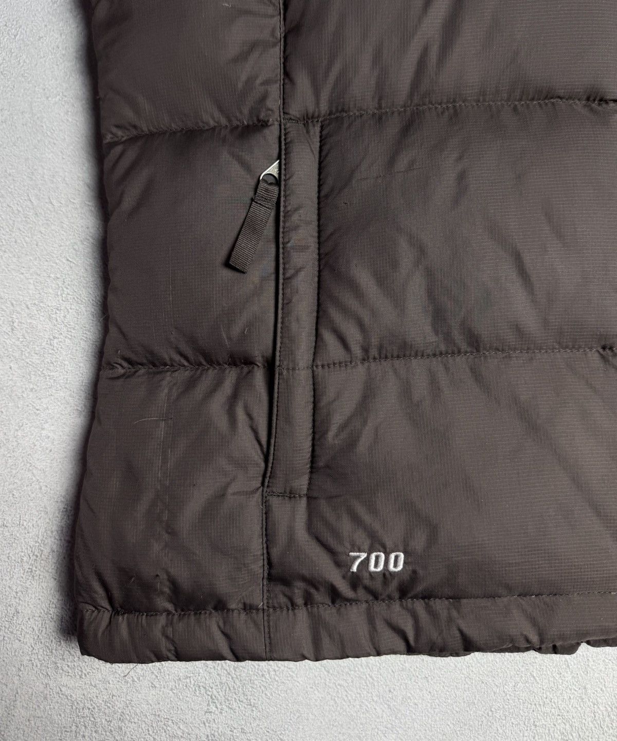 The North Face The North Face 700 Nuptse Brown Puffer Vest Gilet Size L / US 10 / IT 46 - 7 Thumbnail