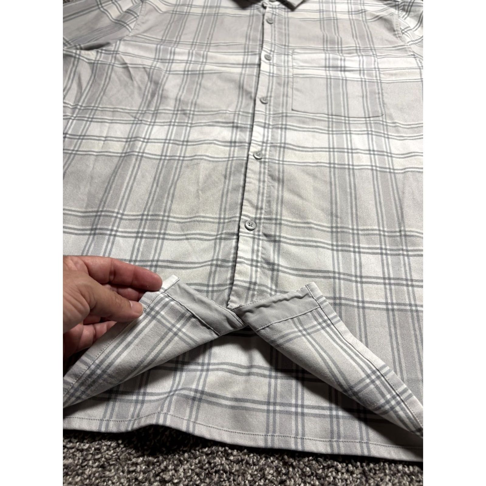 Lululemon Lululemon Flannel Shirt Mens Large Gray Blue Plaid Button Up Size US L / EU 52-54 / 3 - 7 Thumbnail