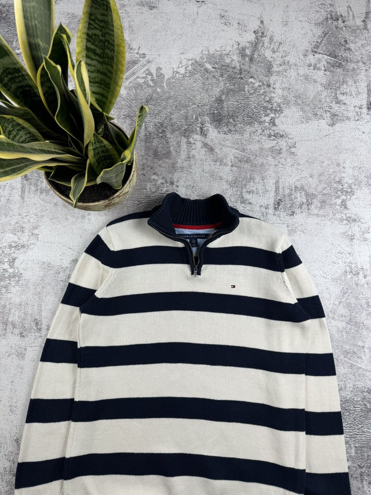Tommy Hilfiger Tommy Hilfiger USA Striped 1/3 1/4 Varsity Sweater Pullover Size US M / EU 48-50 / 2 - 6 Thumbnail