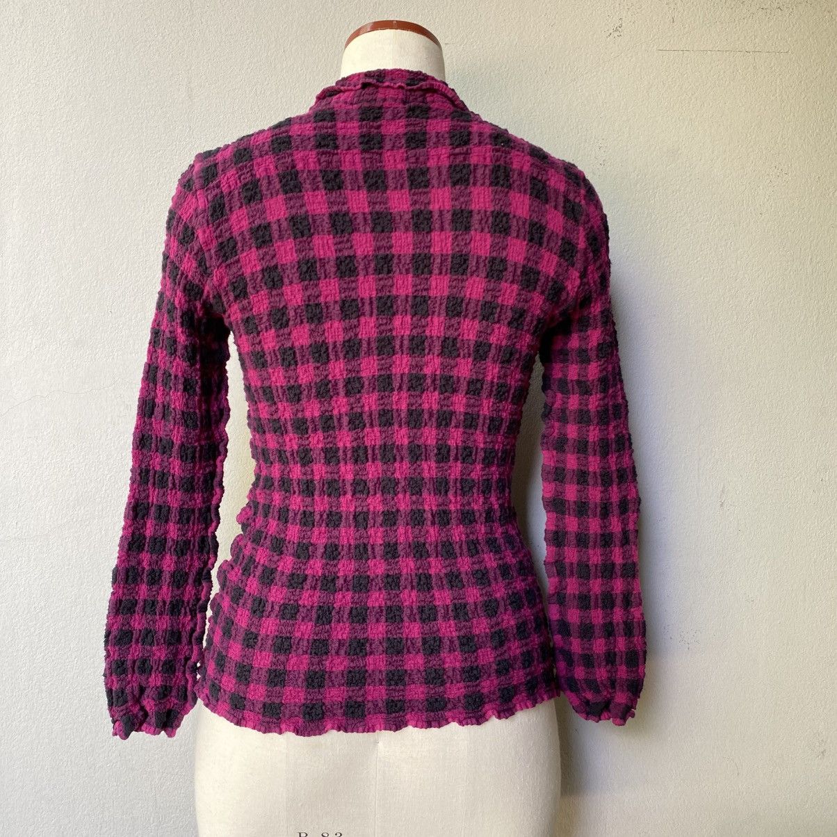 Issey Miyake Me ISSEY IYAKE Pink & Black Check Ruffle Shirt Size M / US 6-8 / IT 42-44 - 6 Thumbnail