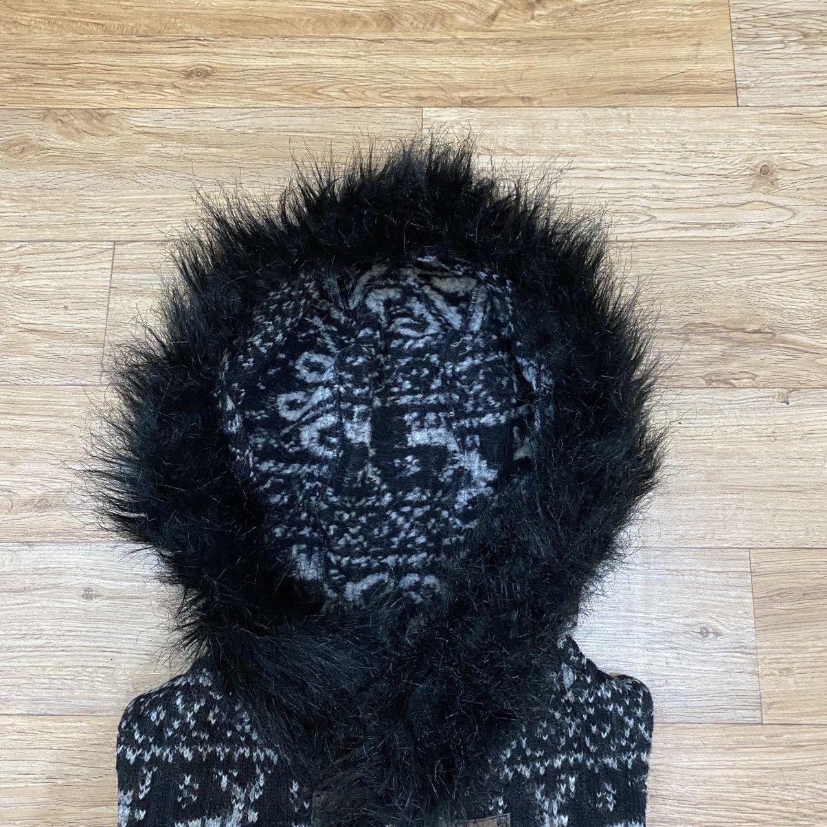 Zara 2000s . Zara Vest Wool Fur Hoodie Size S / US 4 / IT 40 - 2 Thumbnail