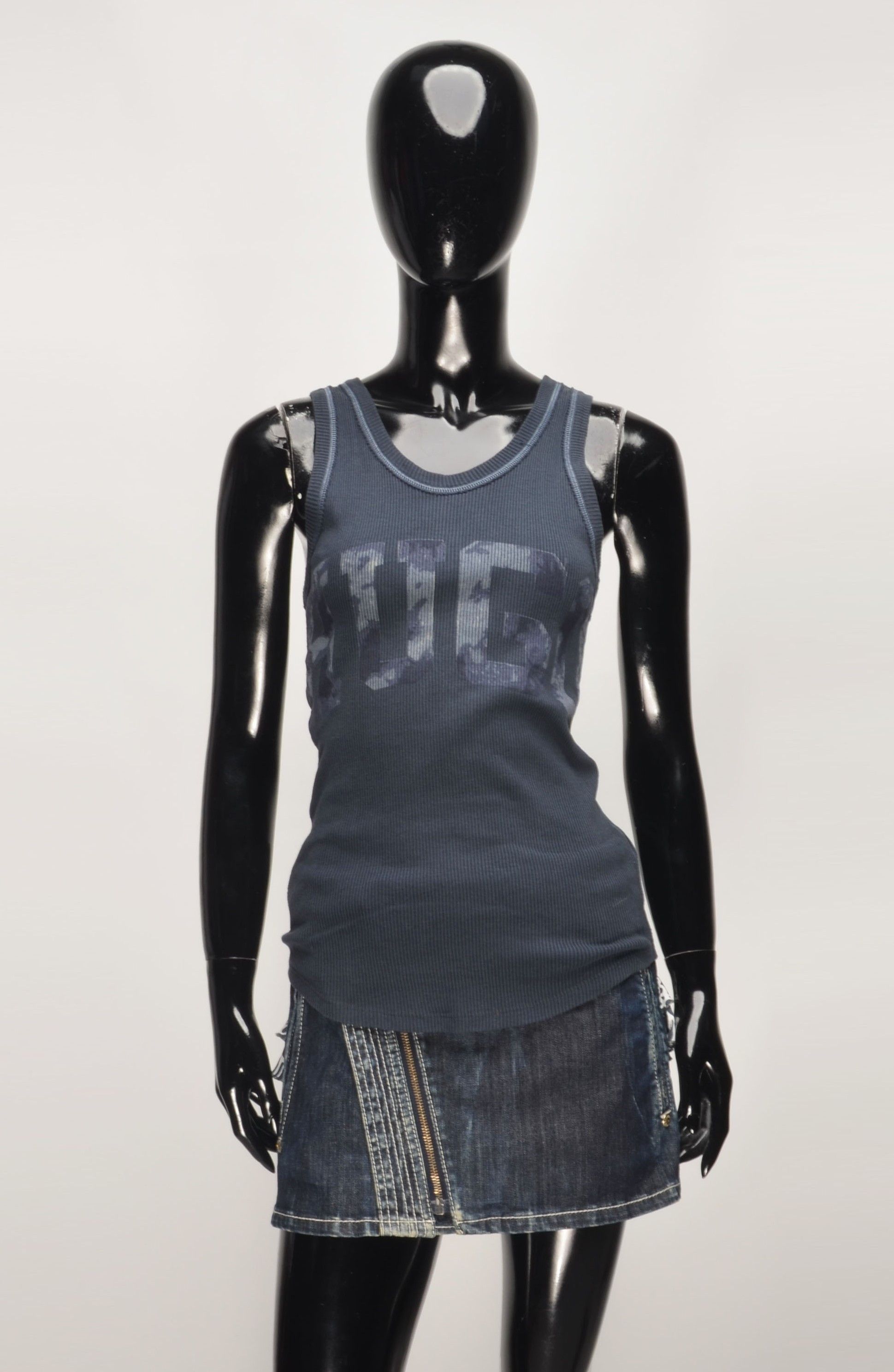 Hugo Boss Hugo Boss Y2K Grunge Logo Rib Knit Fitted Tank Top Size S / US 4 / IT 40 - 1 Thumbnail