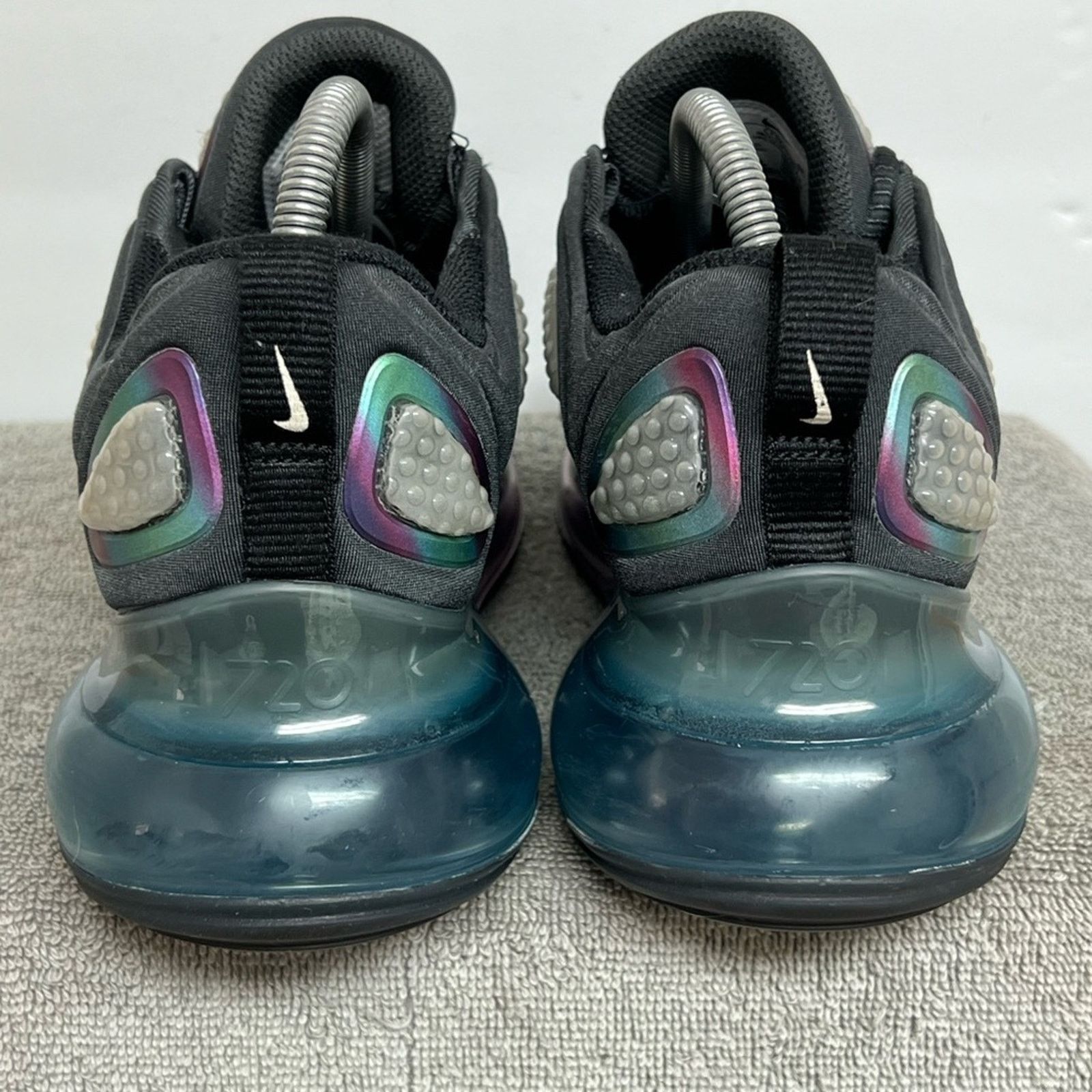 Nike Nike Air Max 720 Bubble Pack 2020 Size 8 Shoes VNDS Size US 8 / EU 41 - 6 Thumbnail